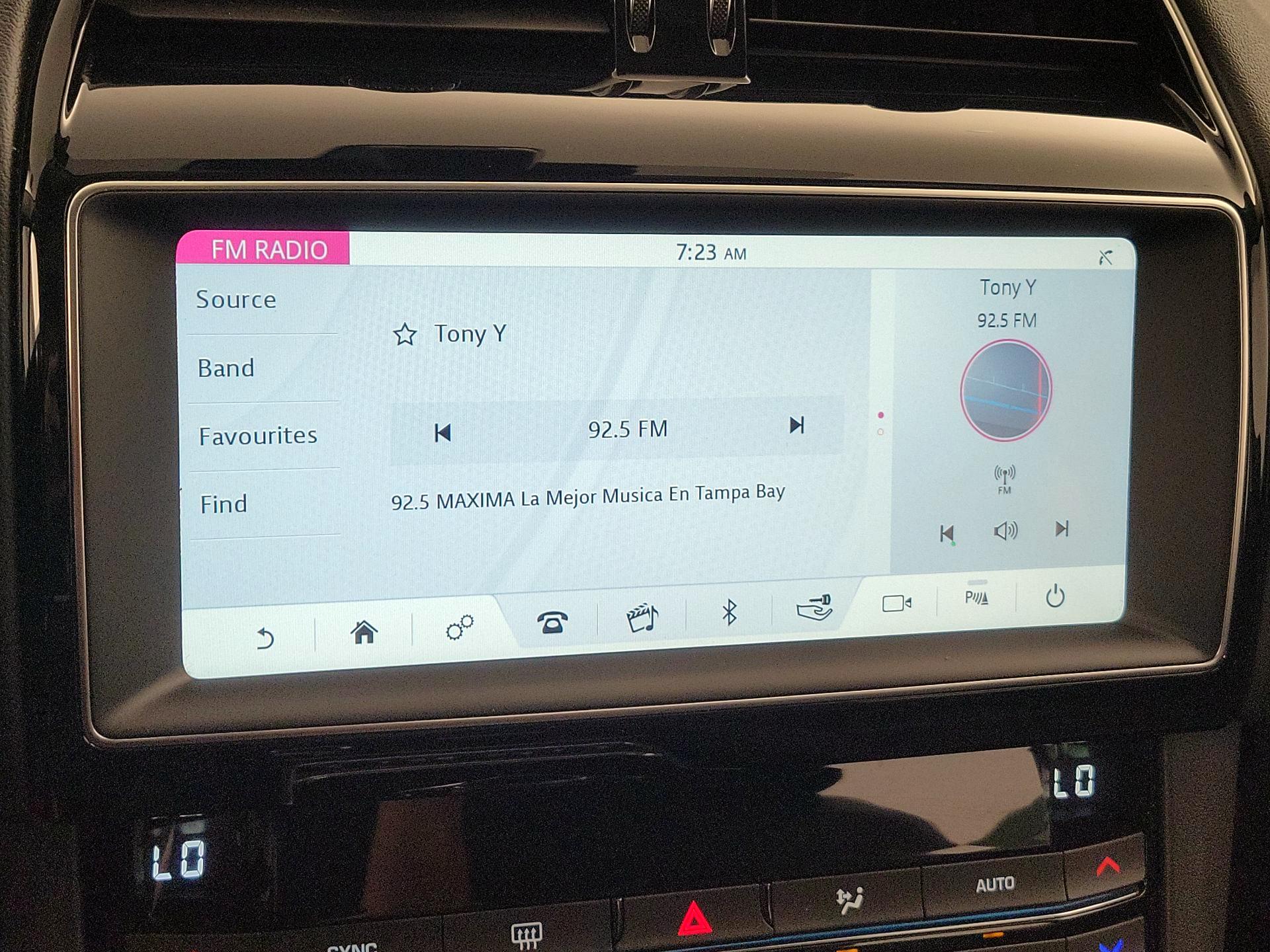 Thumbnail: 2020 Jaguar F-Pace - 15