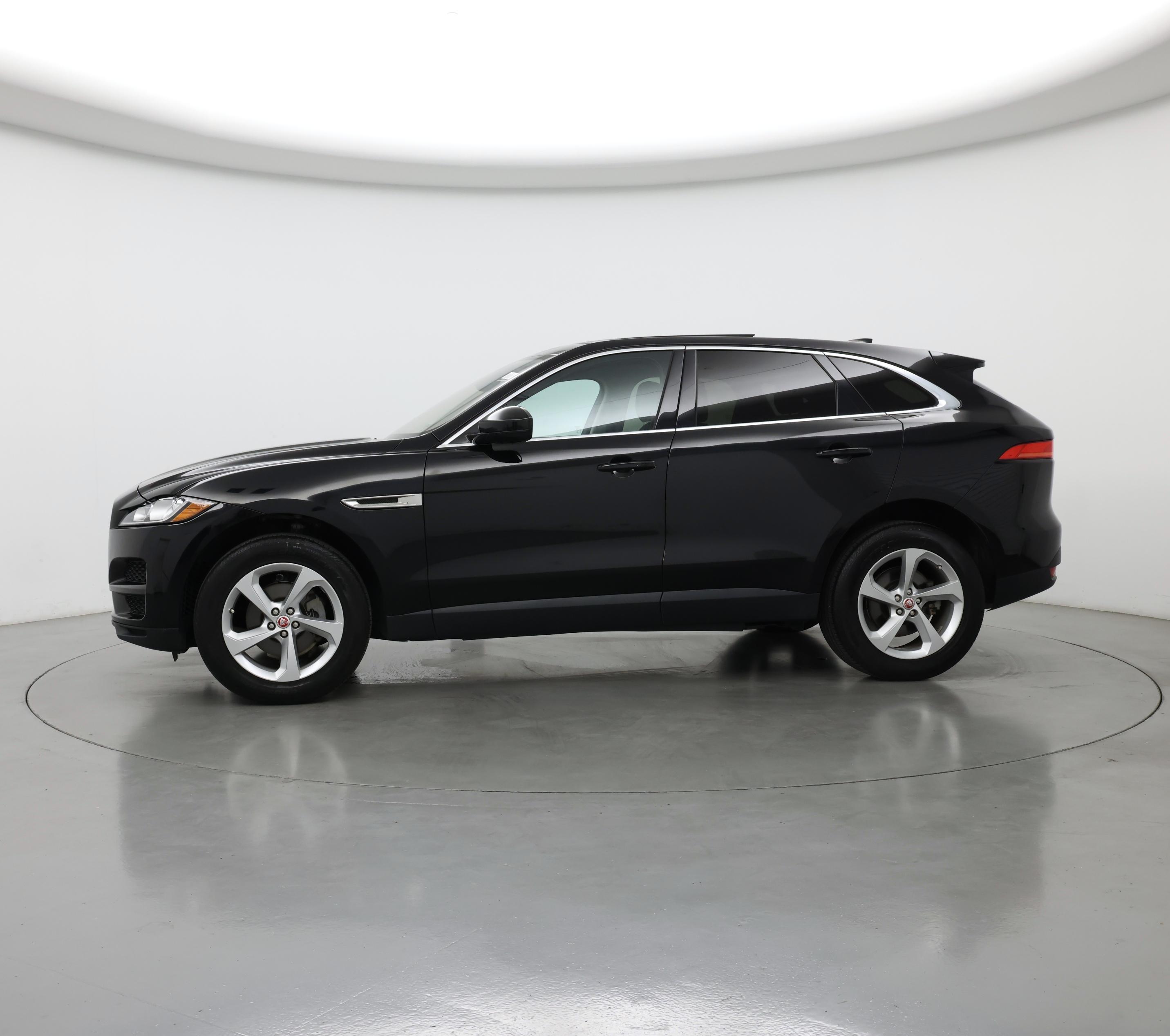 Thumbnail: 2020 Jaguar F-Pace - 3