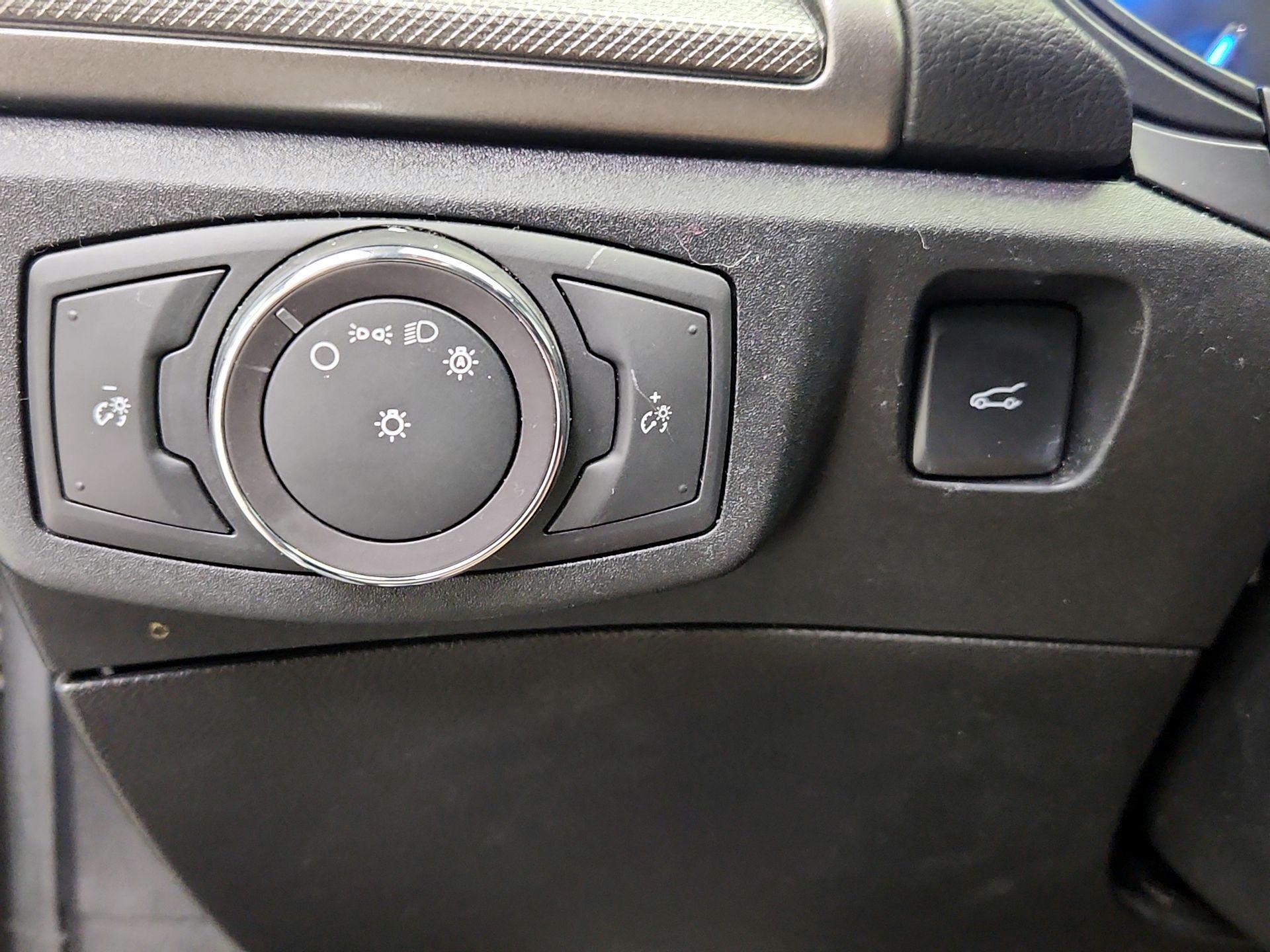 Thumbnail: 2019 Ford Fusion - 13