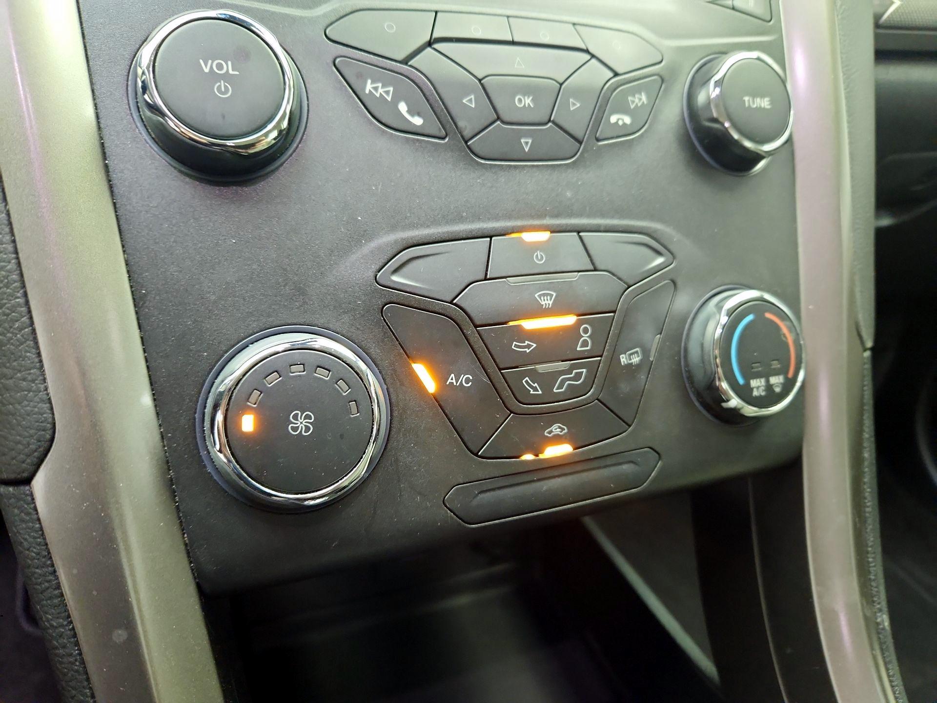 Thumbnail: 2019 Ford Fusion - 16