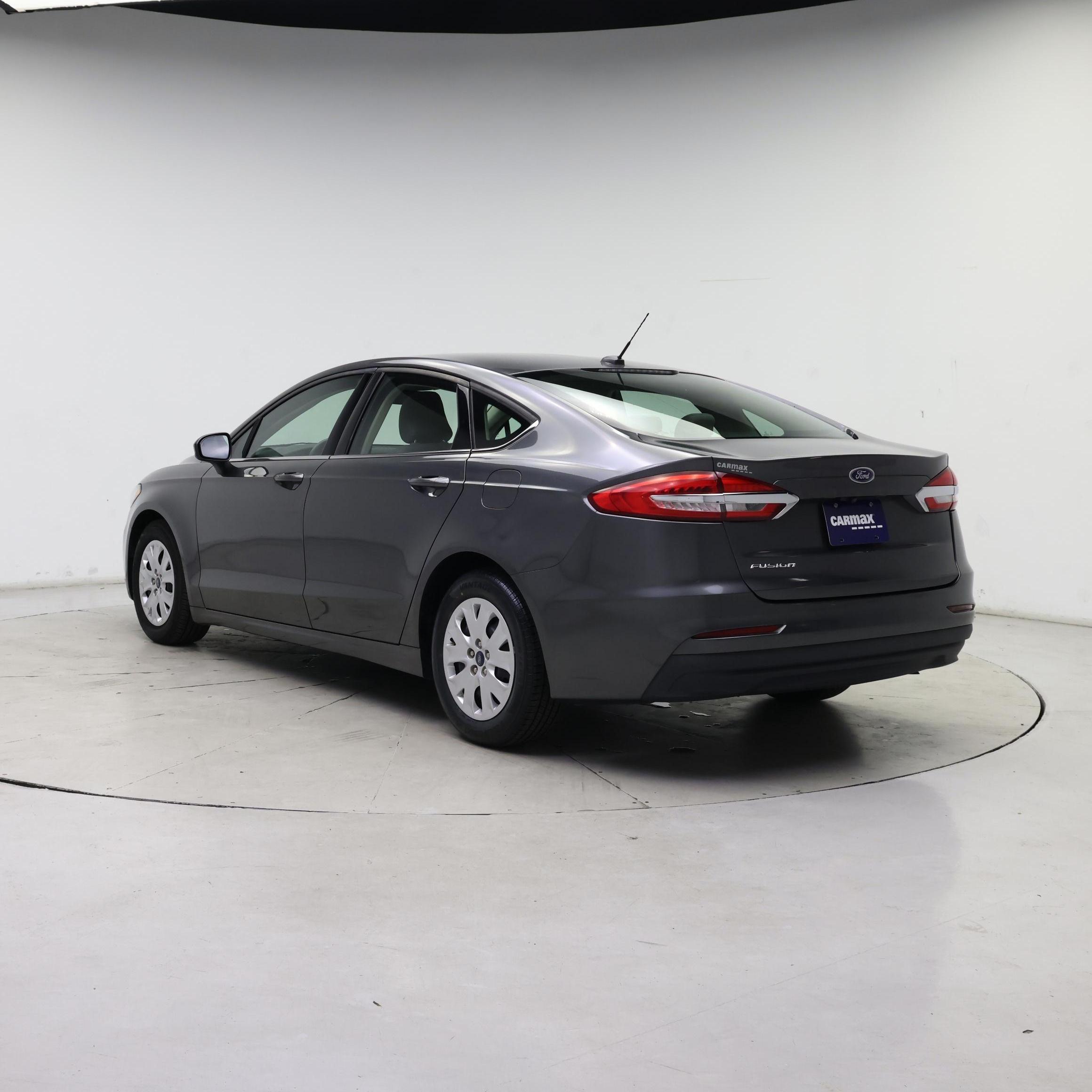 Thumbnail: 2019 Ford Fusion - 2