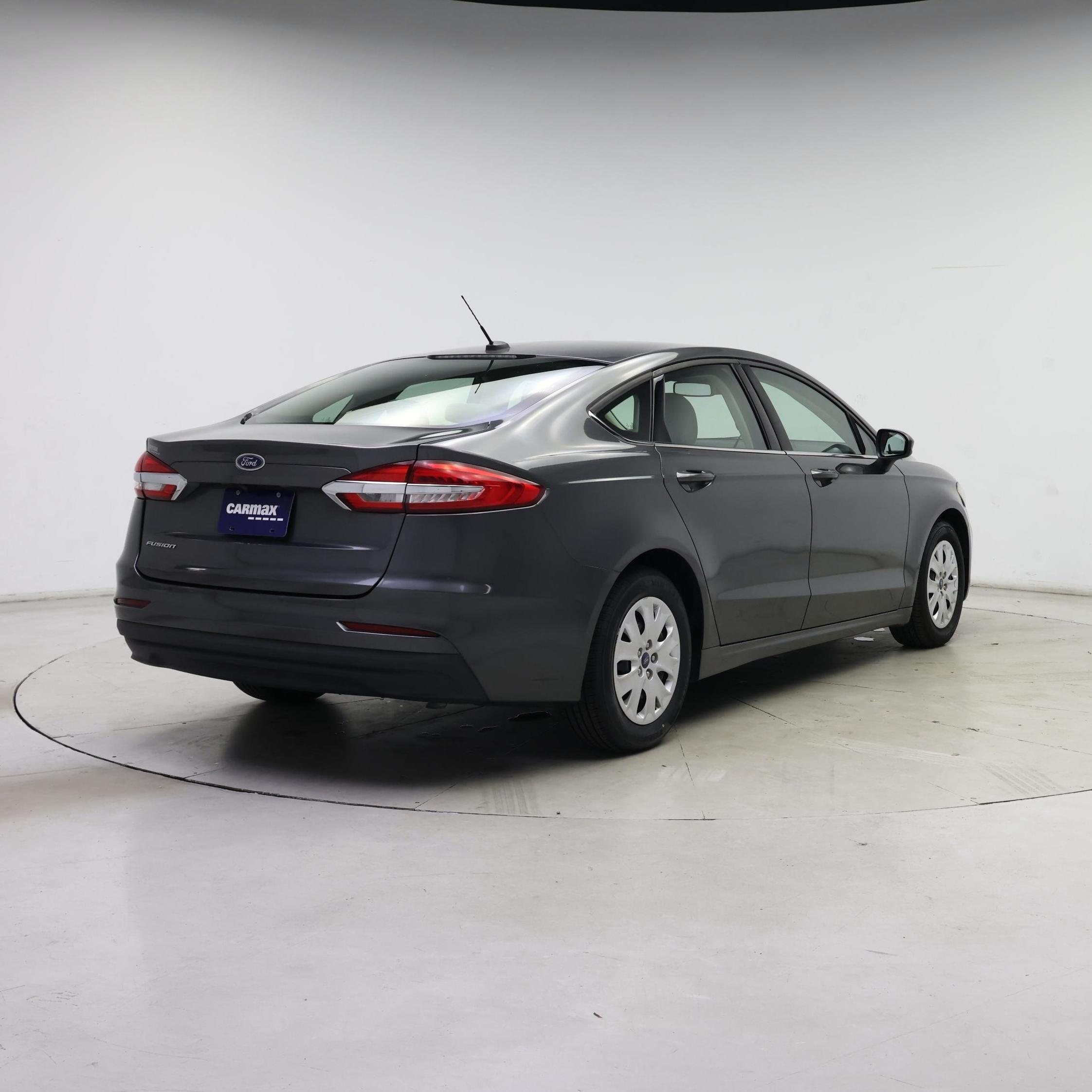 Thumbnail: 2019 Ford Fusion - 8
