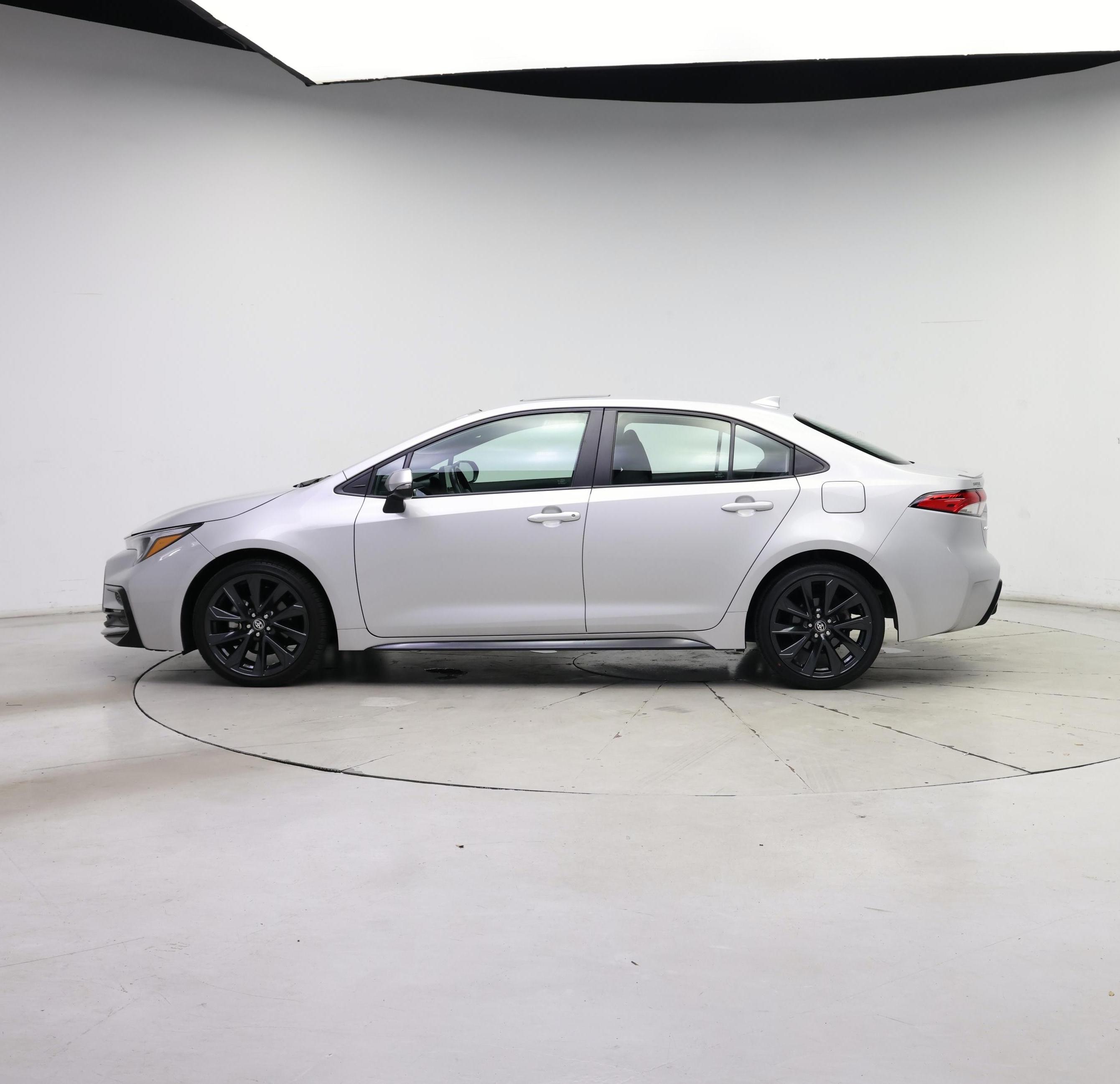 Thumbnail: 2024 Toyota Corolla - 3