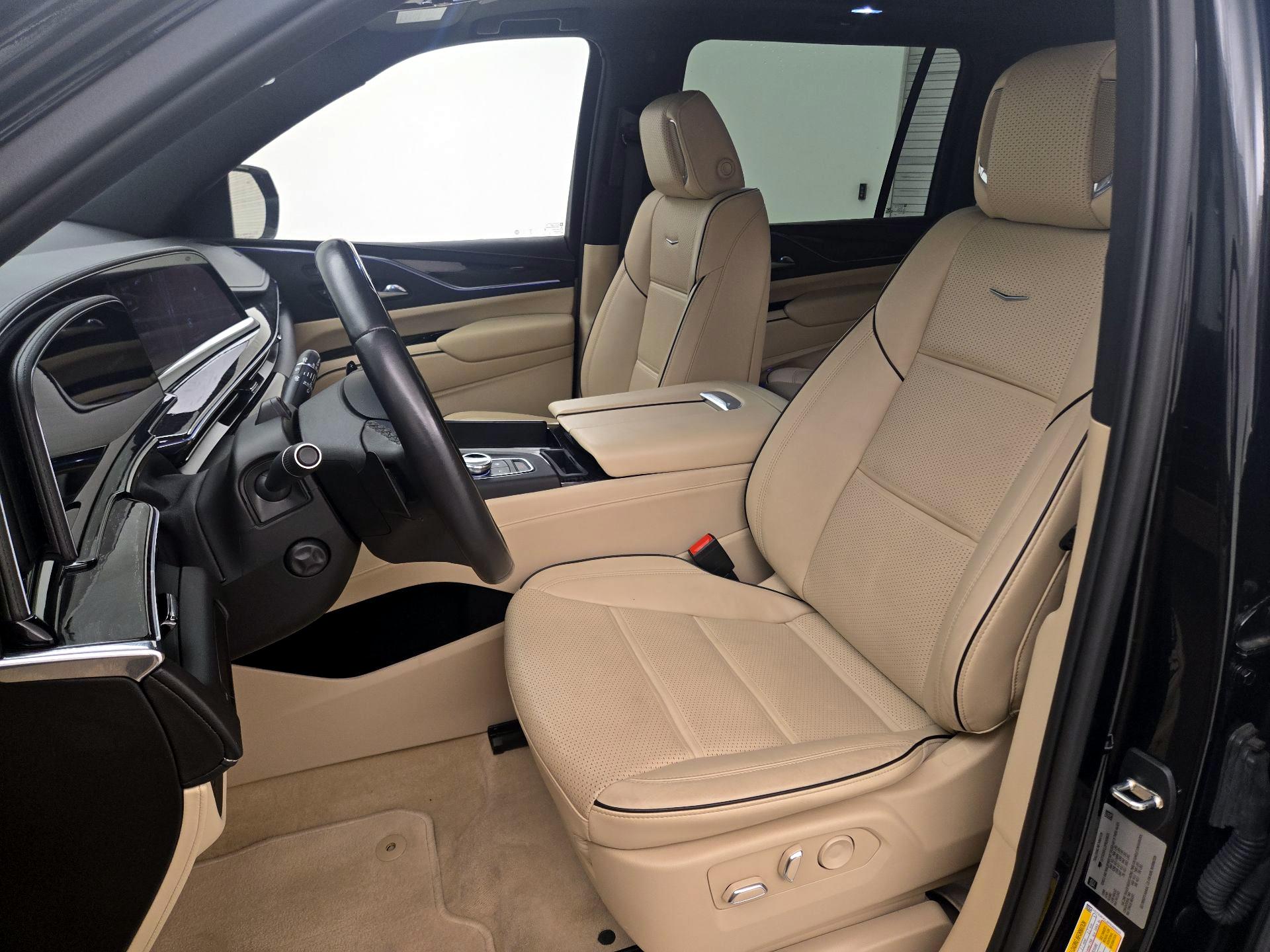 Thumbnail: 2023 Cadillac Escalade - 11