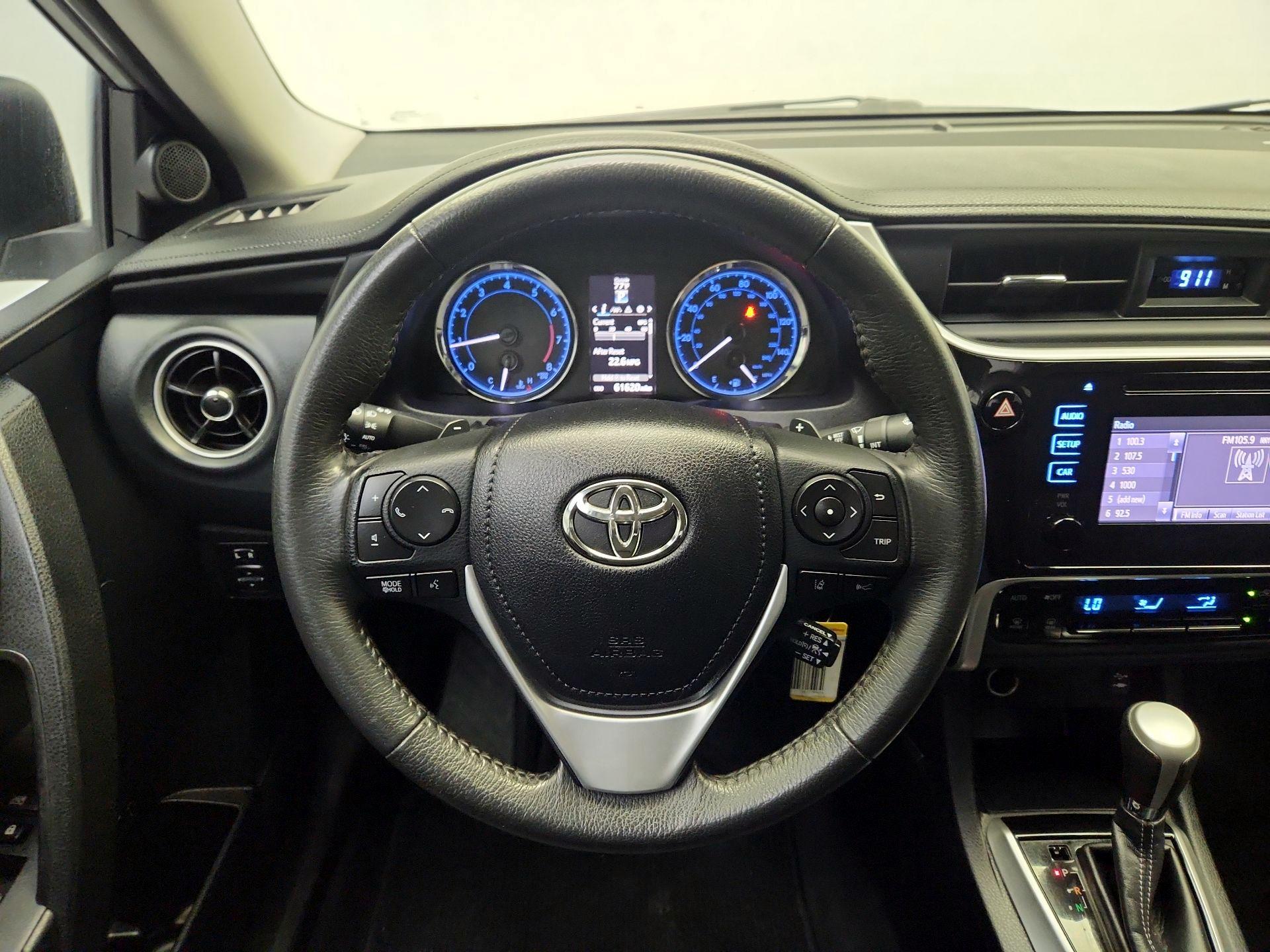 Thumbnail: 2018 Toyota Corolla - 10
