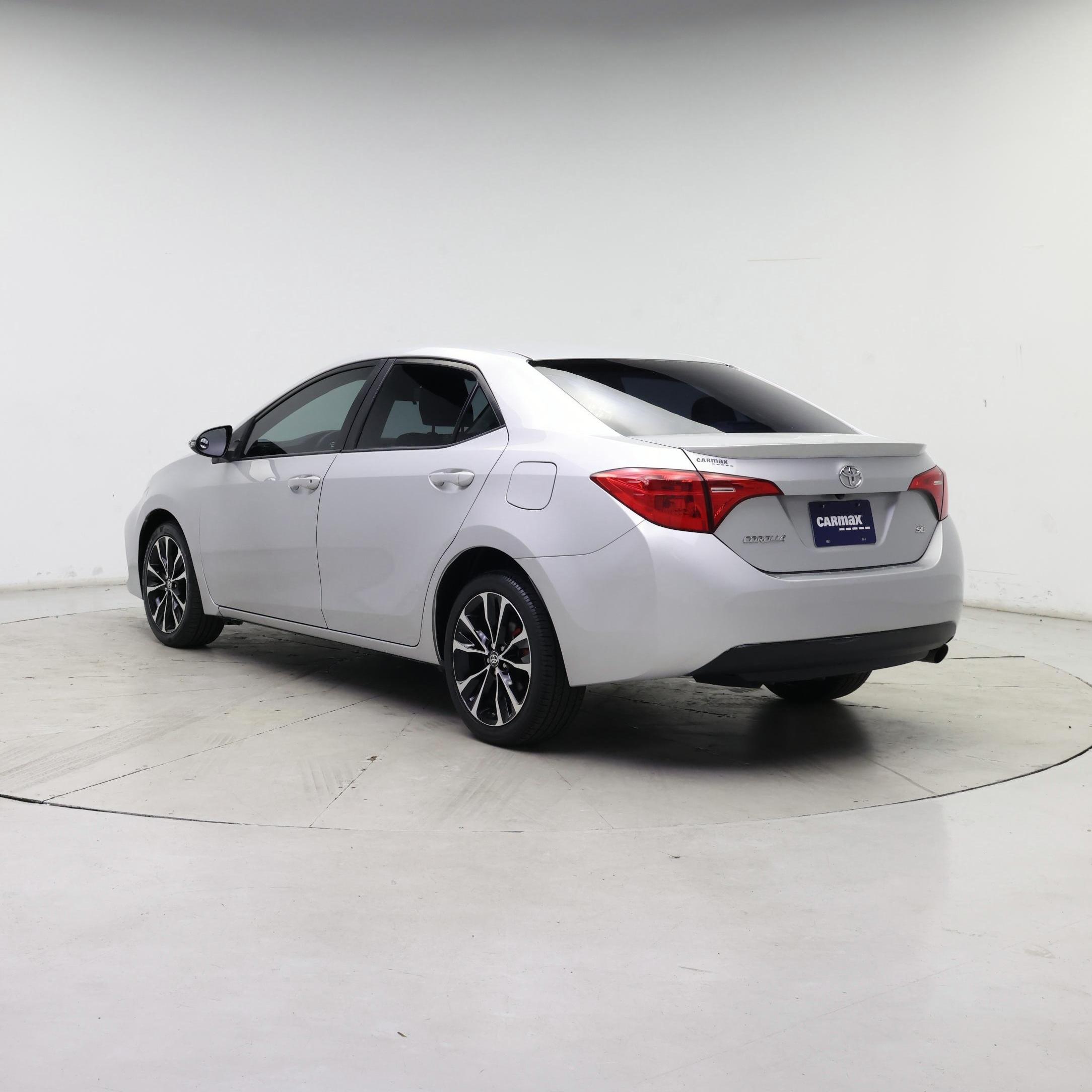 Thumbnail: 2018 Toyota Corolla - 2