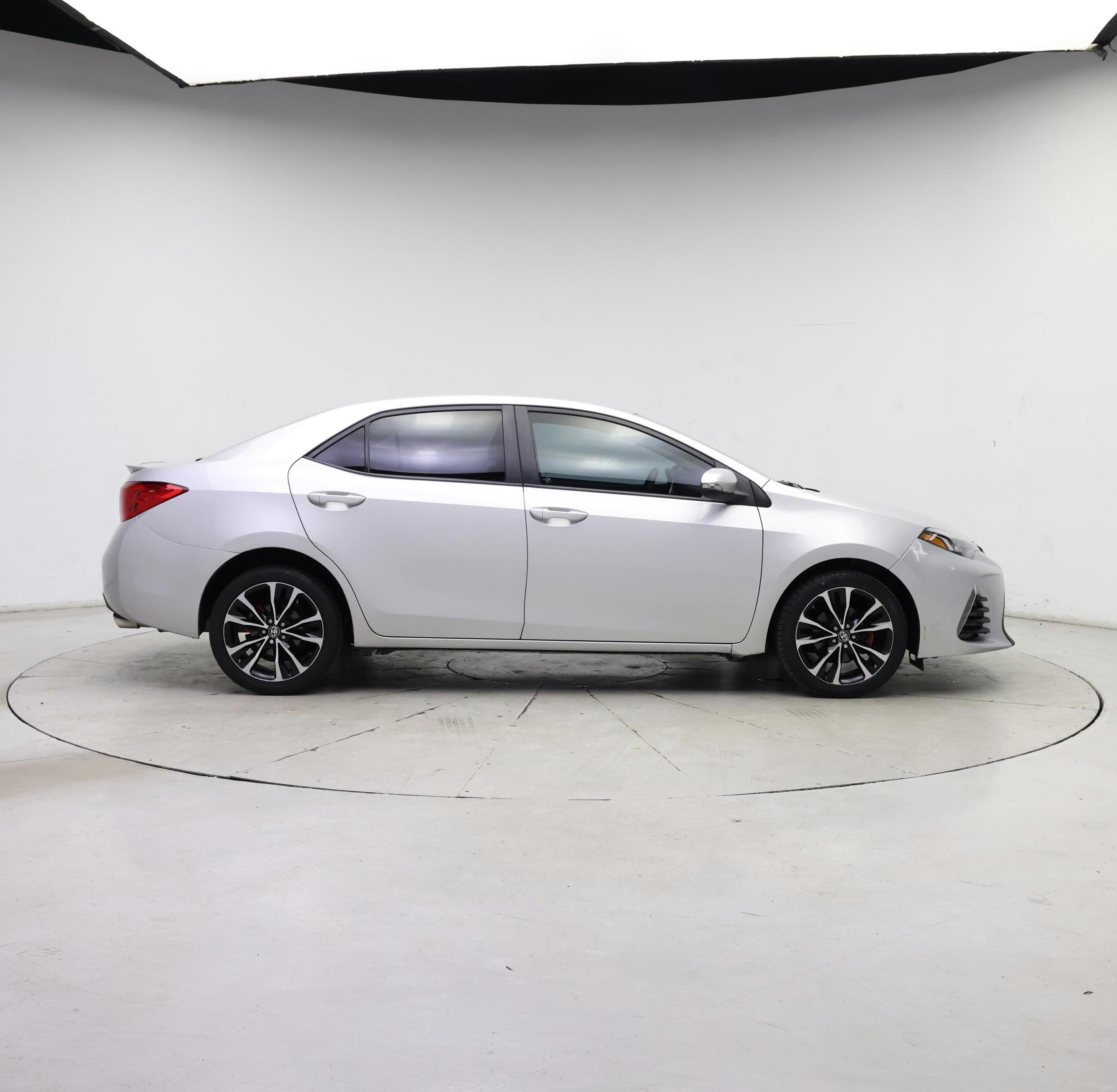 Thumbnail: 2018 Toyota Corolla - 7