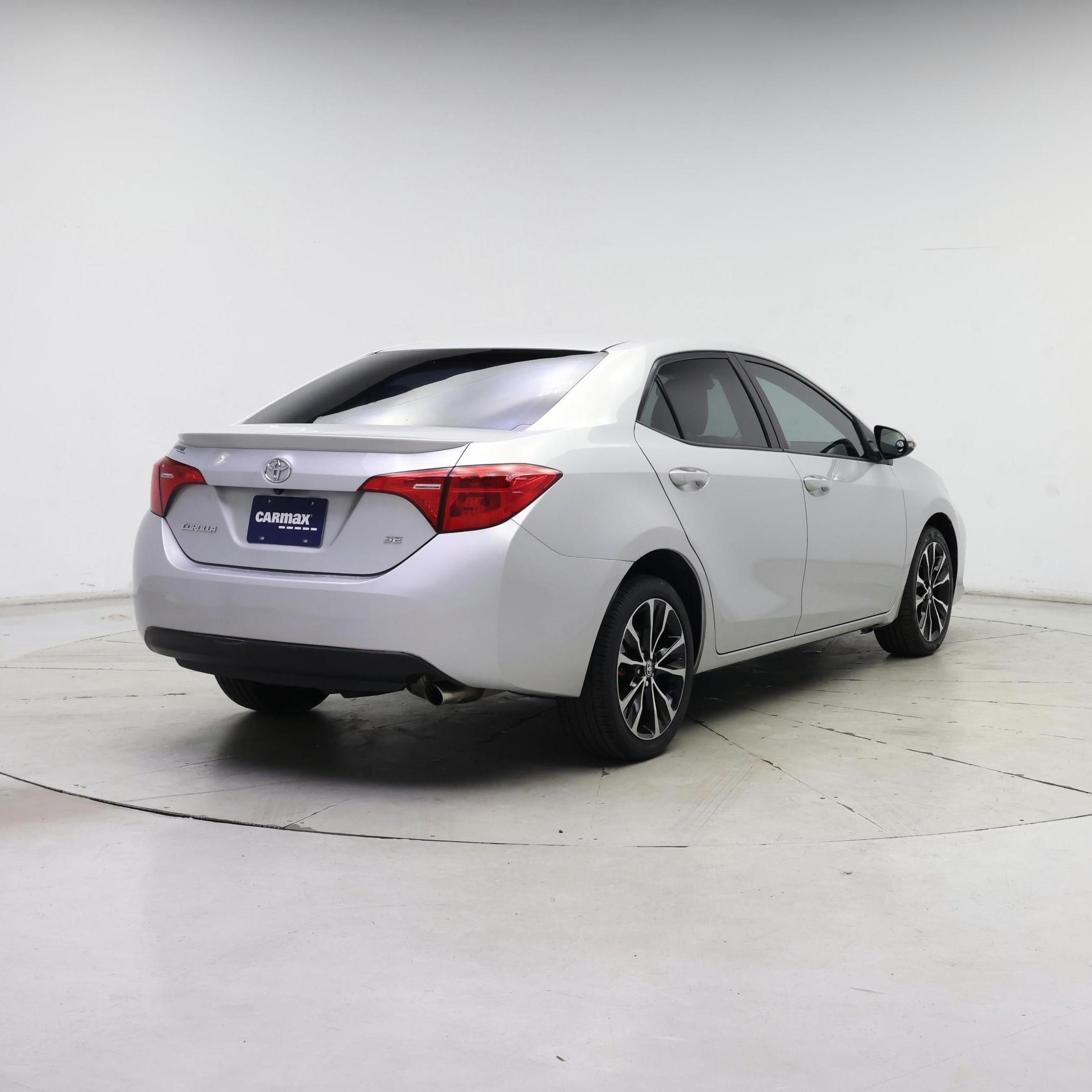 Thumbnail: 2018 Toyota Corolla - 8