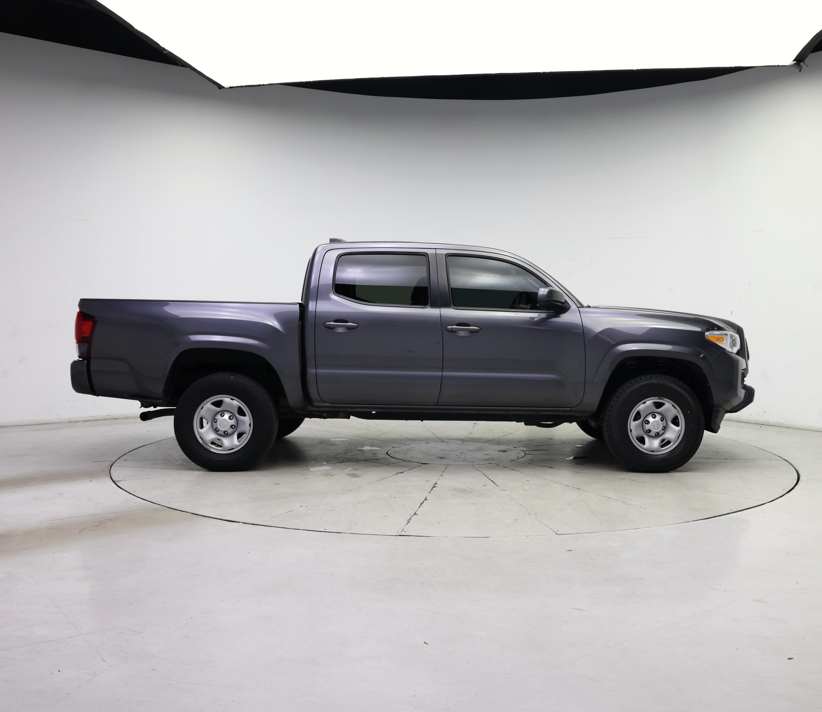 Thumbnail: 2021 Toyota Tacoma - 7