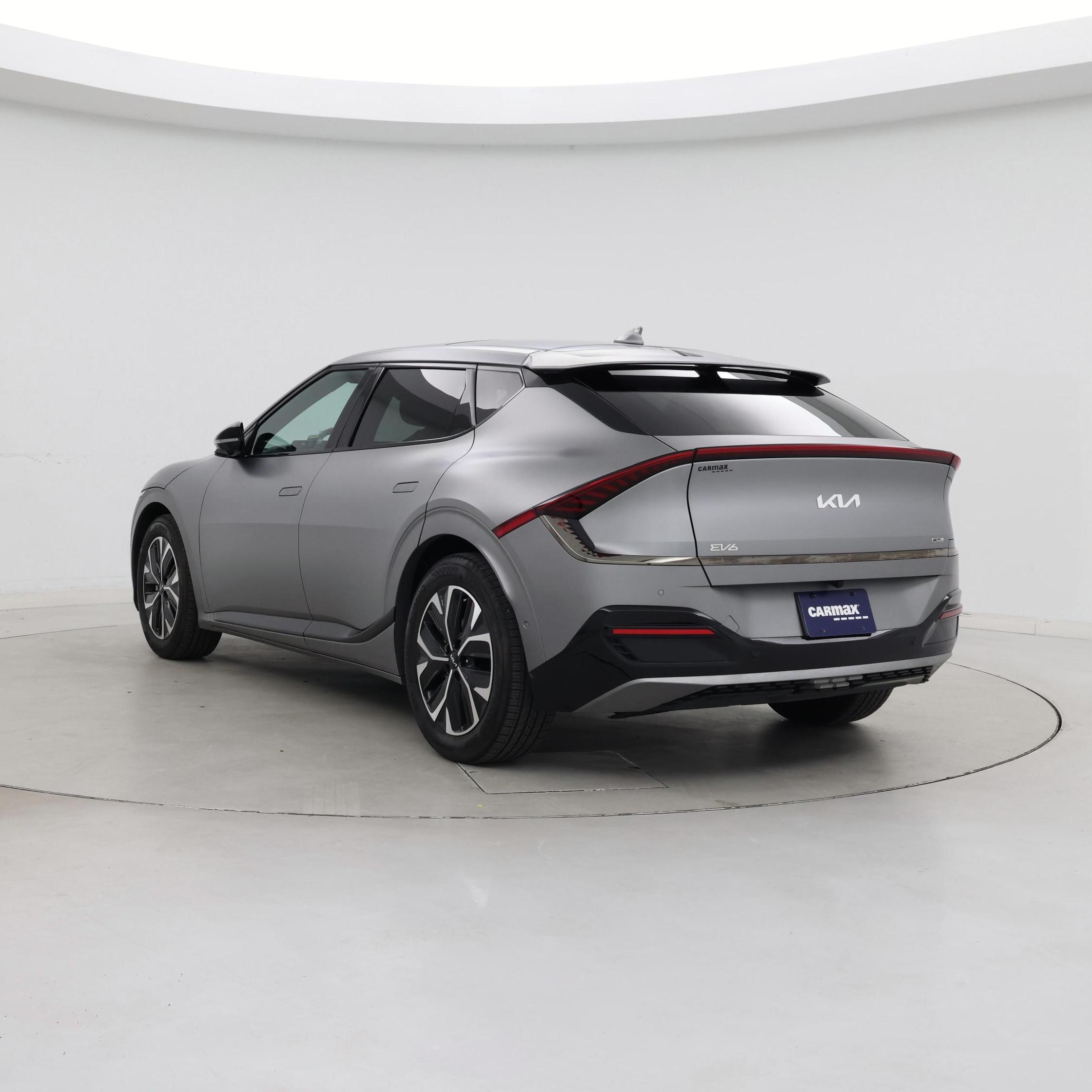 Thumbnail: 2023 Kia EV6 - 2