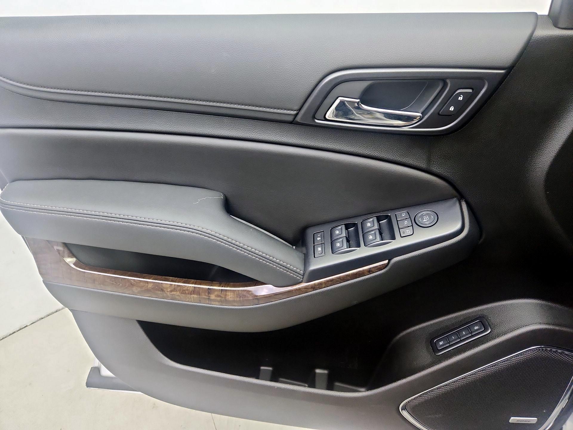 Thumbnail: 2019 Chevrolet Tahoe - 12