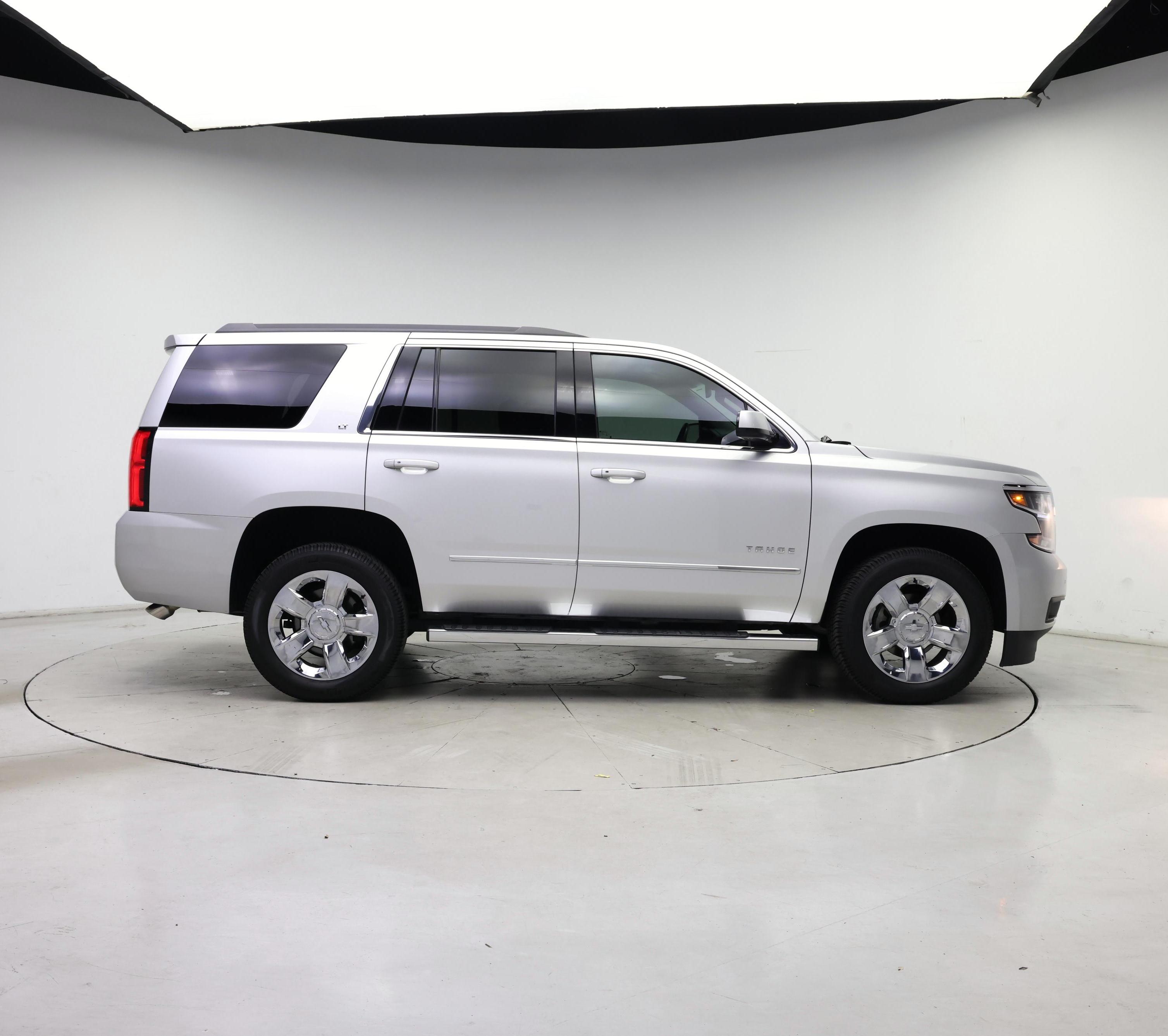 Thumbnail: 2019 Chevrolet Tahoe - 7