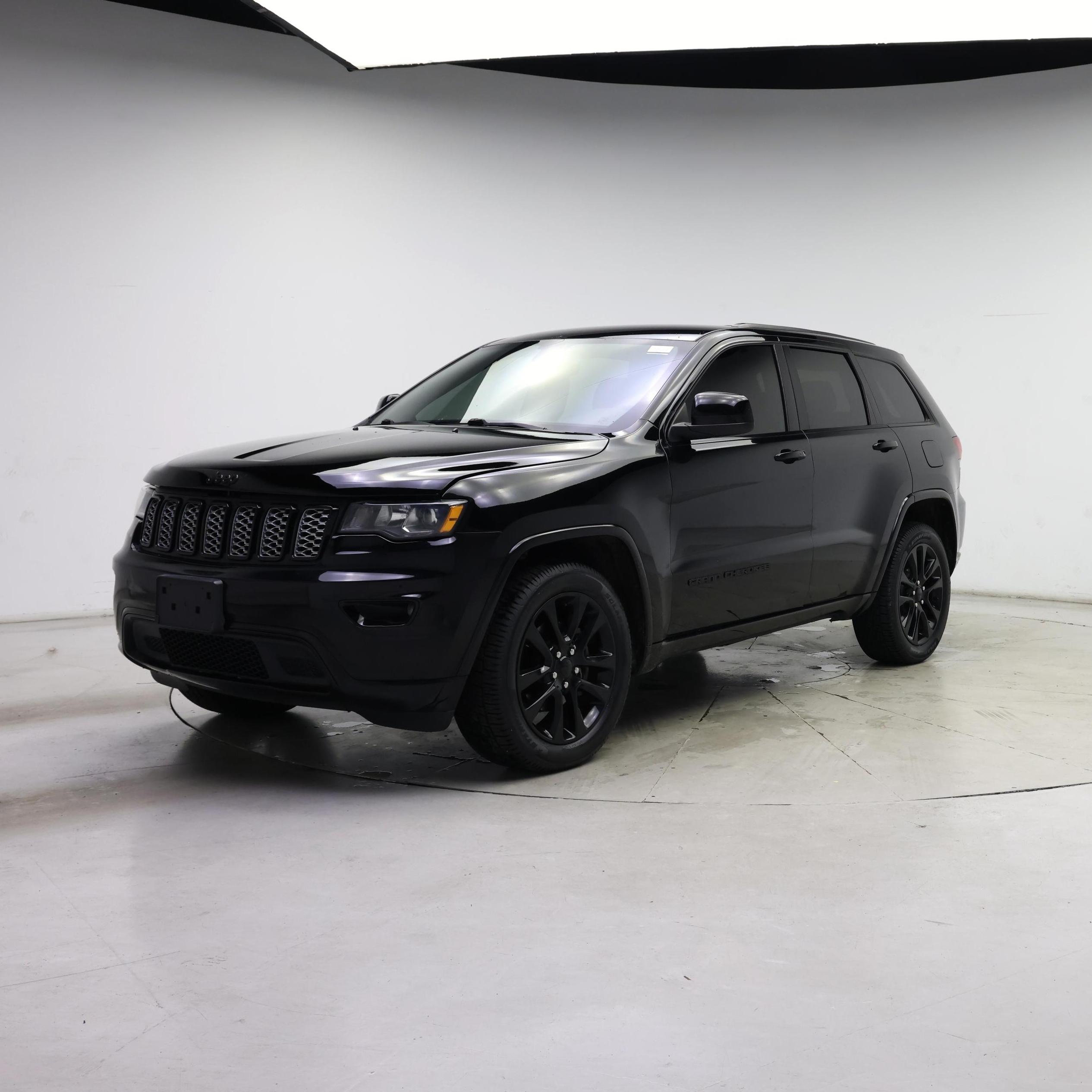 Thumbnail: 2018 Jeep Grand Cherokee - 4
