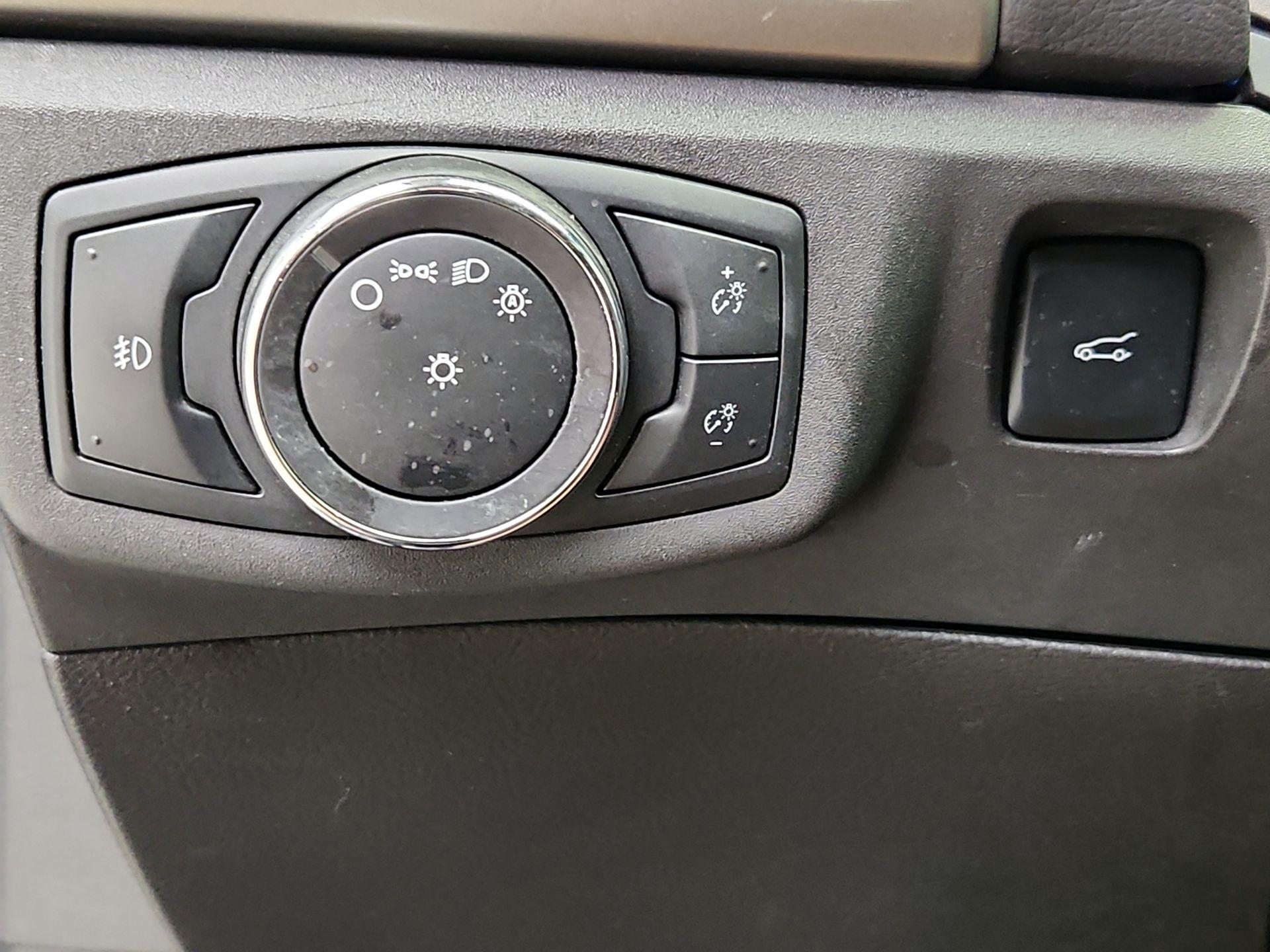 Thumbnail: 2013 Ford Fusion - 13