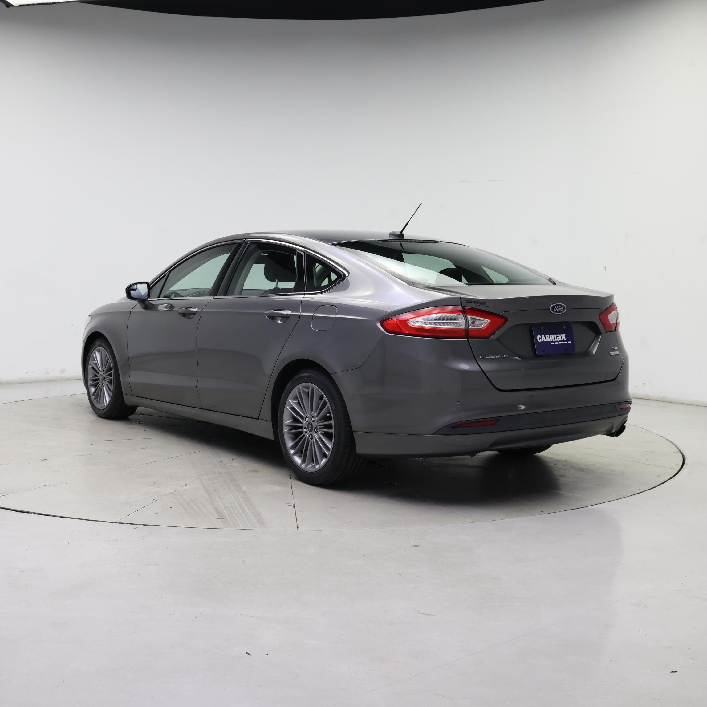 Thumbnail: 2013 Ford Fusion - 2