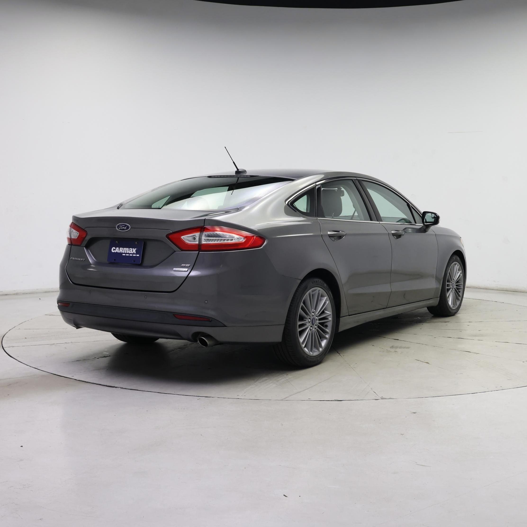 Thumbnail: 2013 Ford Fusion - 8