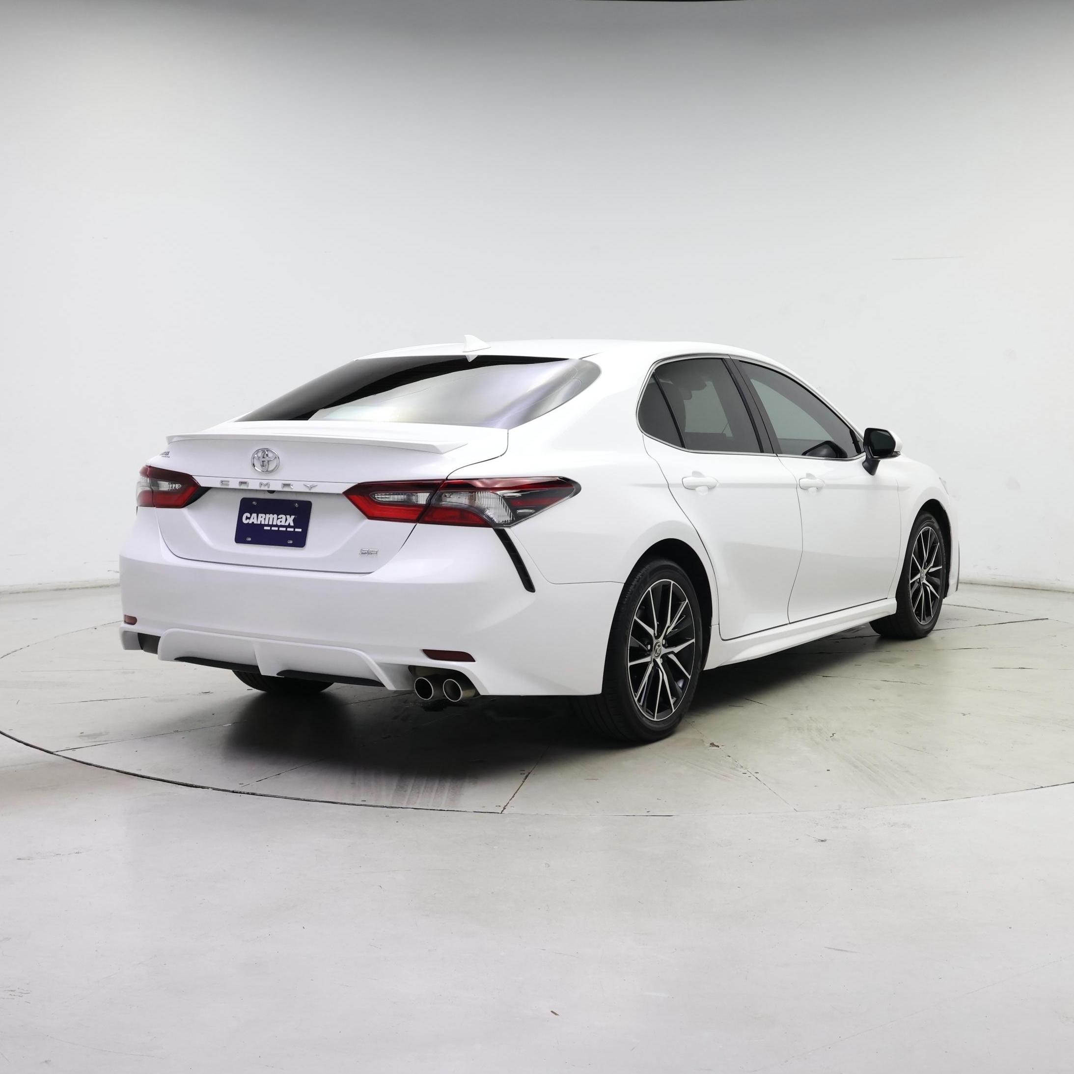 Thumbnail: 2023 Toyota Camry - 8
