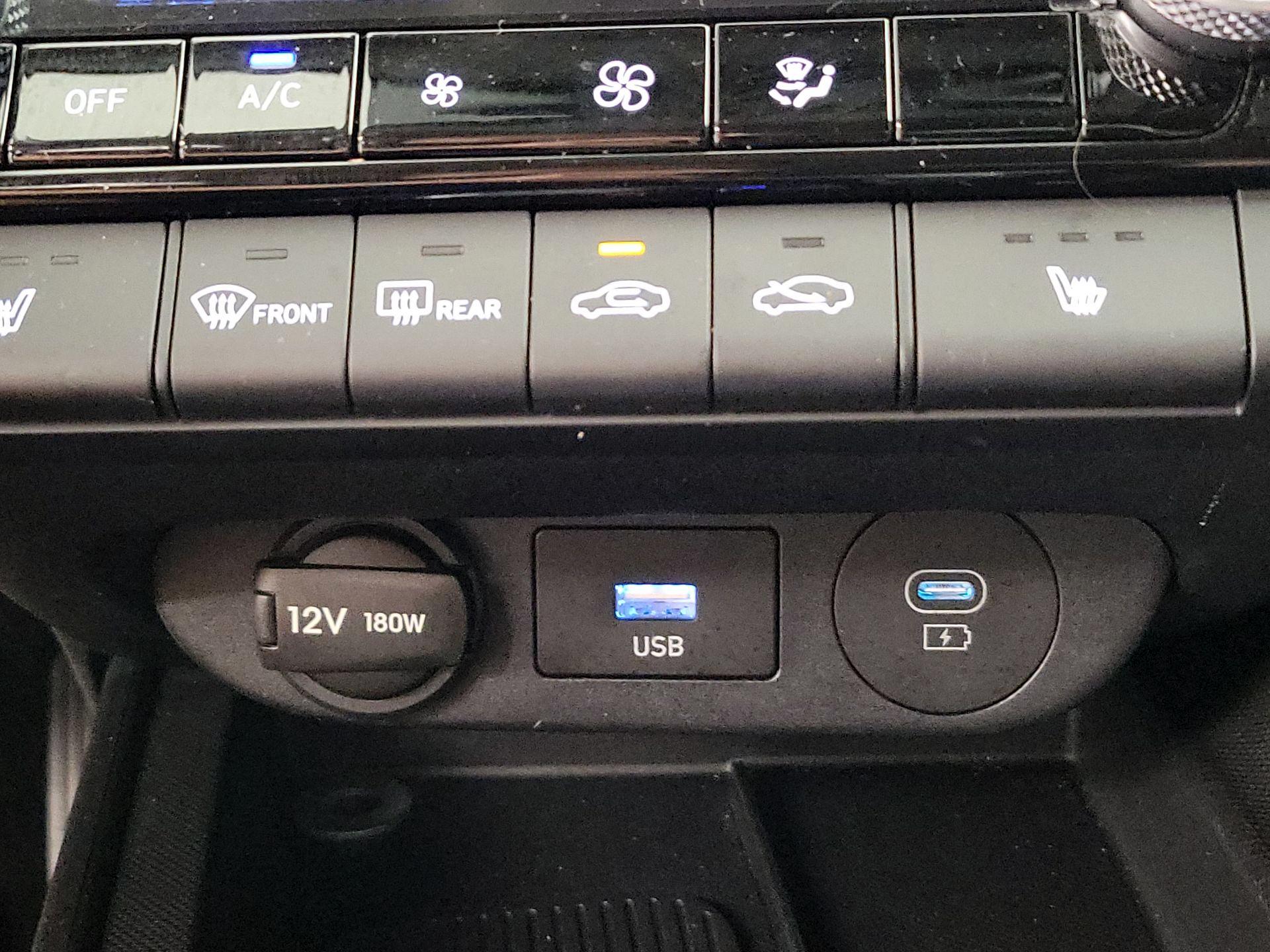 Thumbnail: 2024 Hyundai Elantra - 19