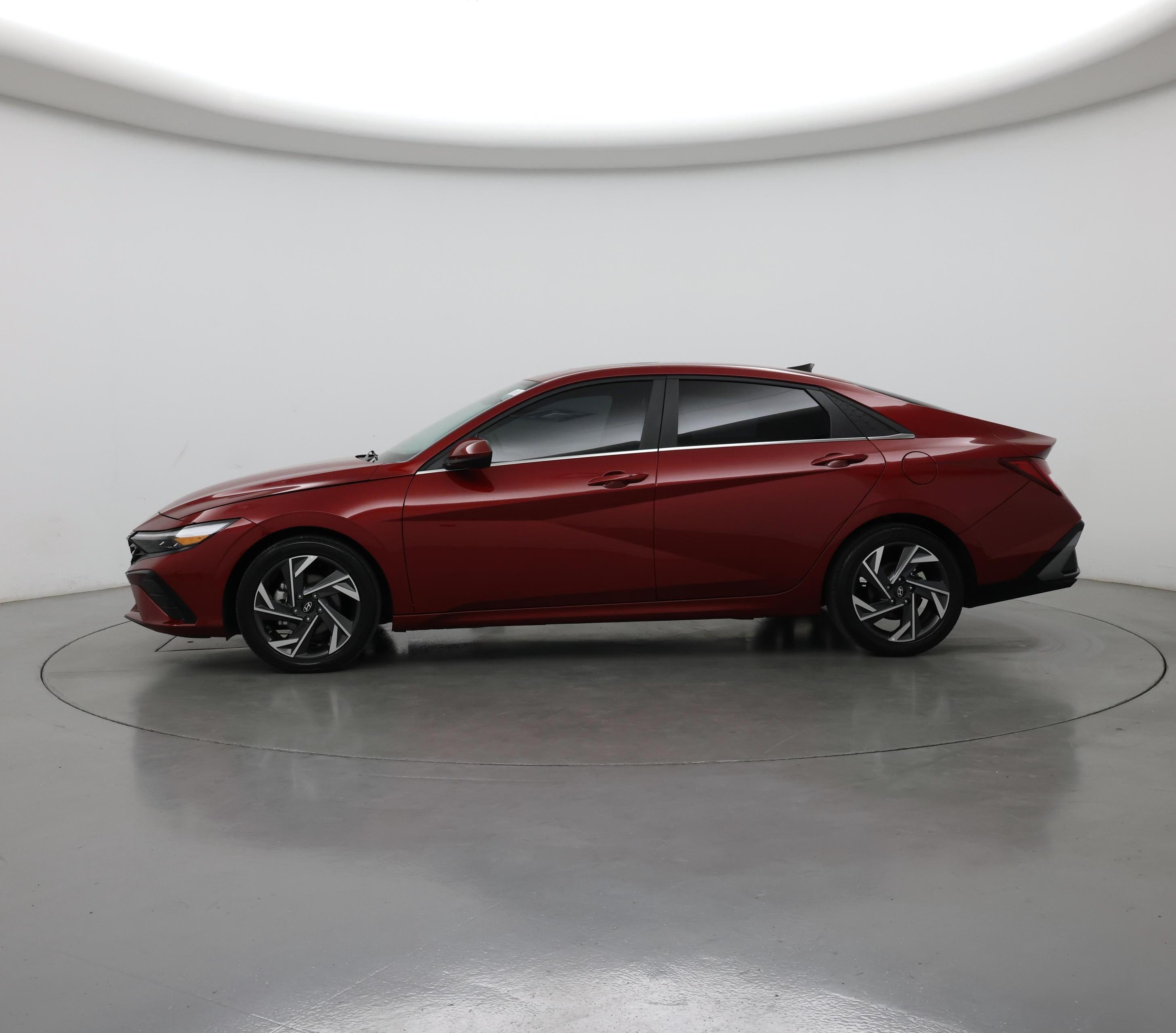 Thumbnail: 2024 Hyundai Elantra - 3