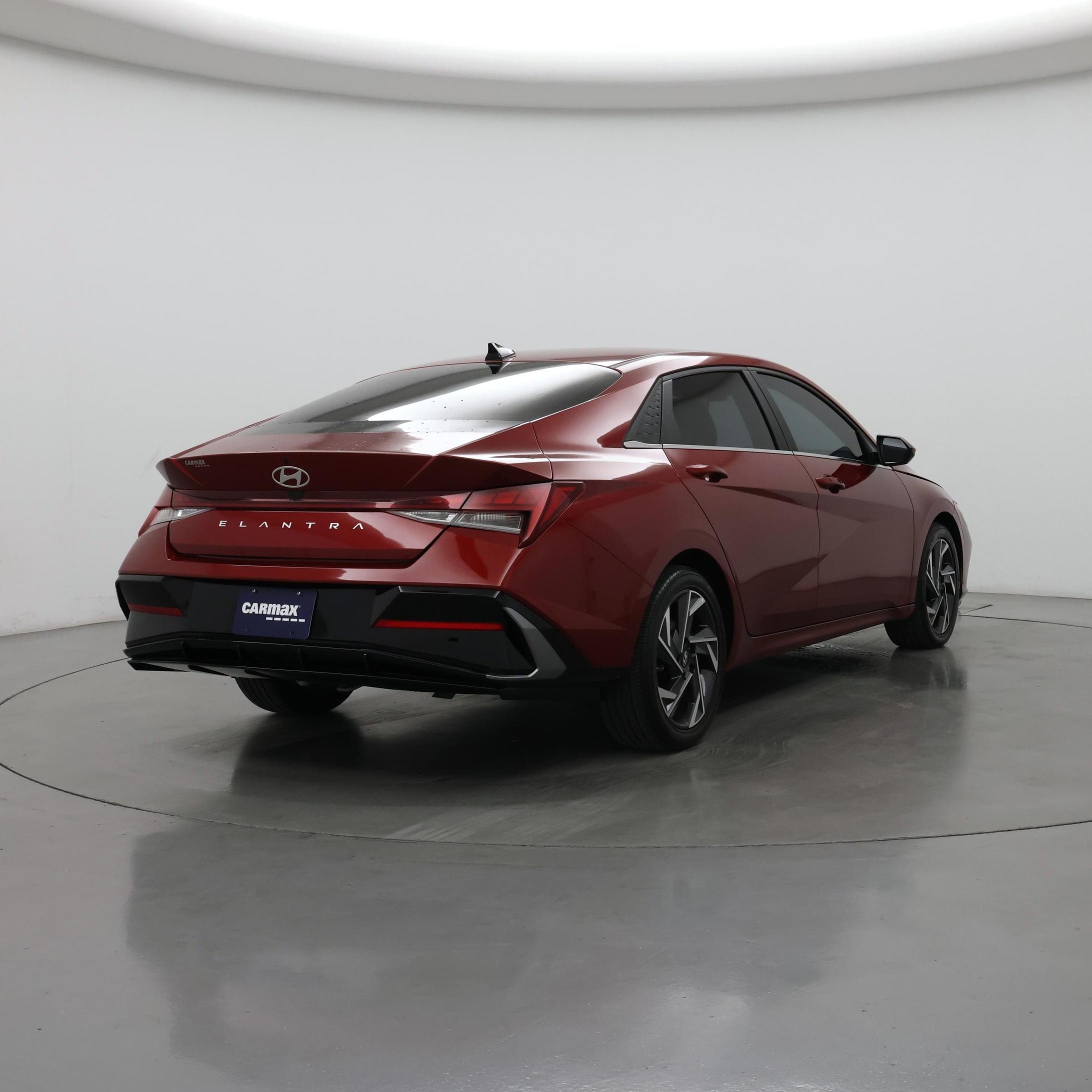 Thumbnail: 2024 Hyundai Elantra - 8