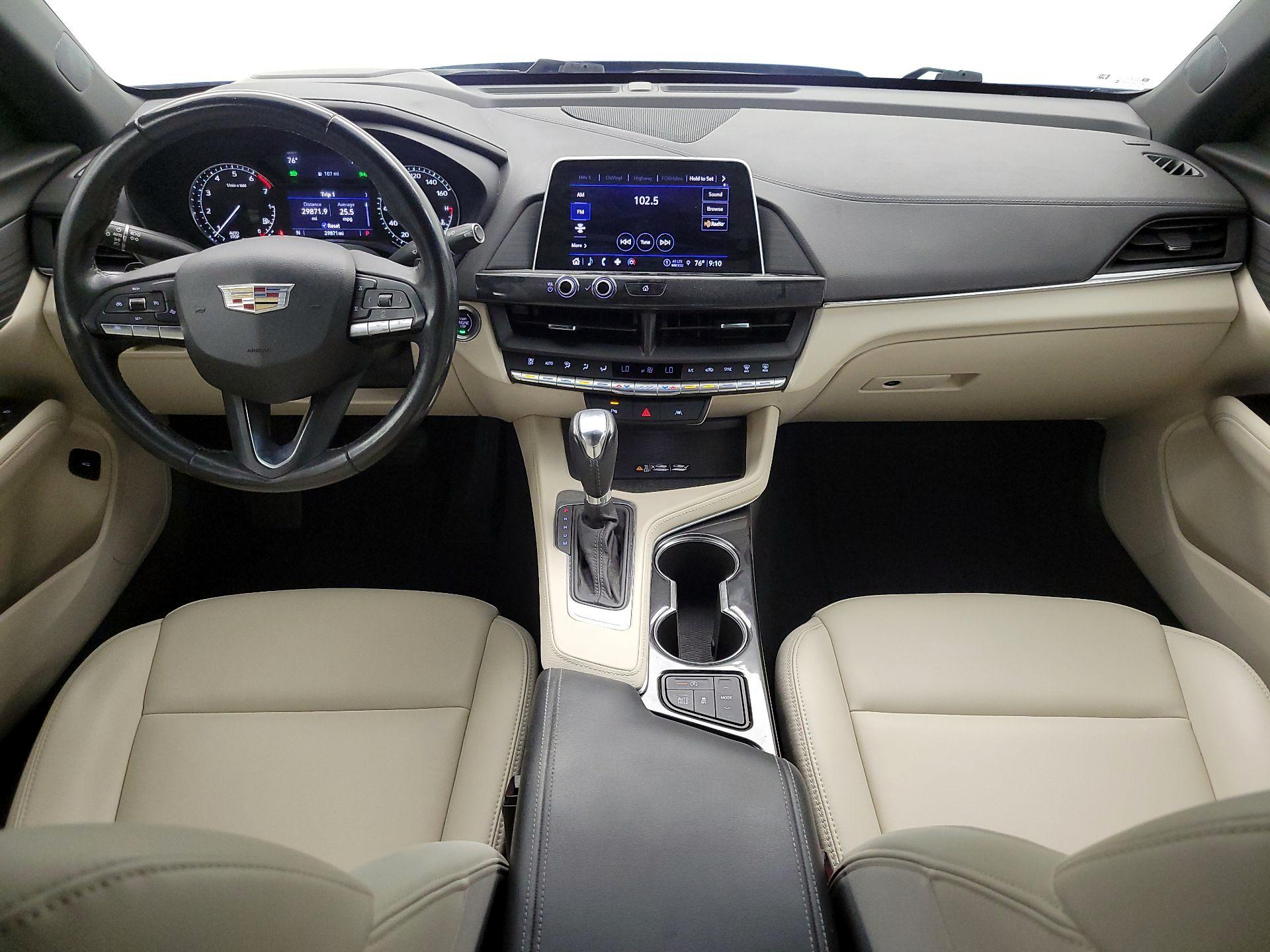 Thumbnail: 2023 Cadillac CT4 - 9
