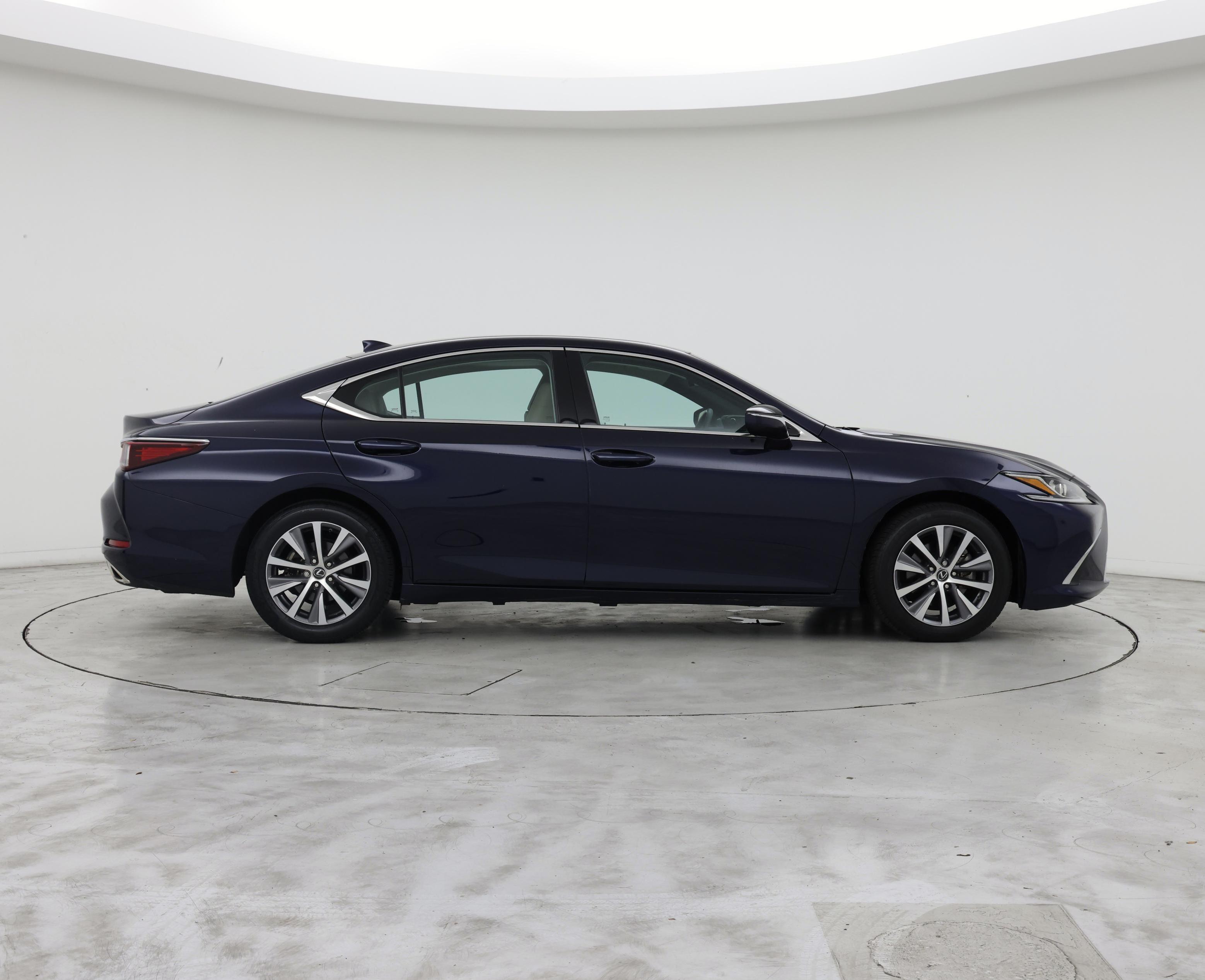 Thumbnail: 2021 Lexus ES - 7