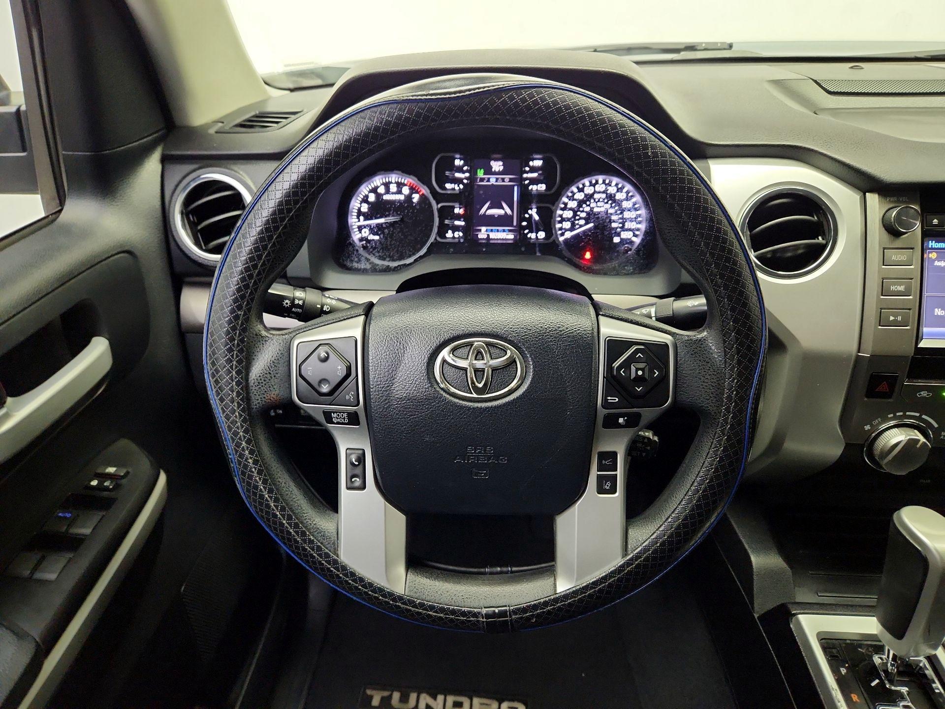 Thumbnail: 2018 Toyota Tundra - 10