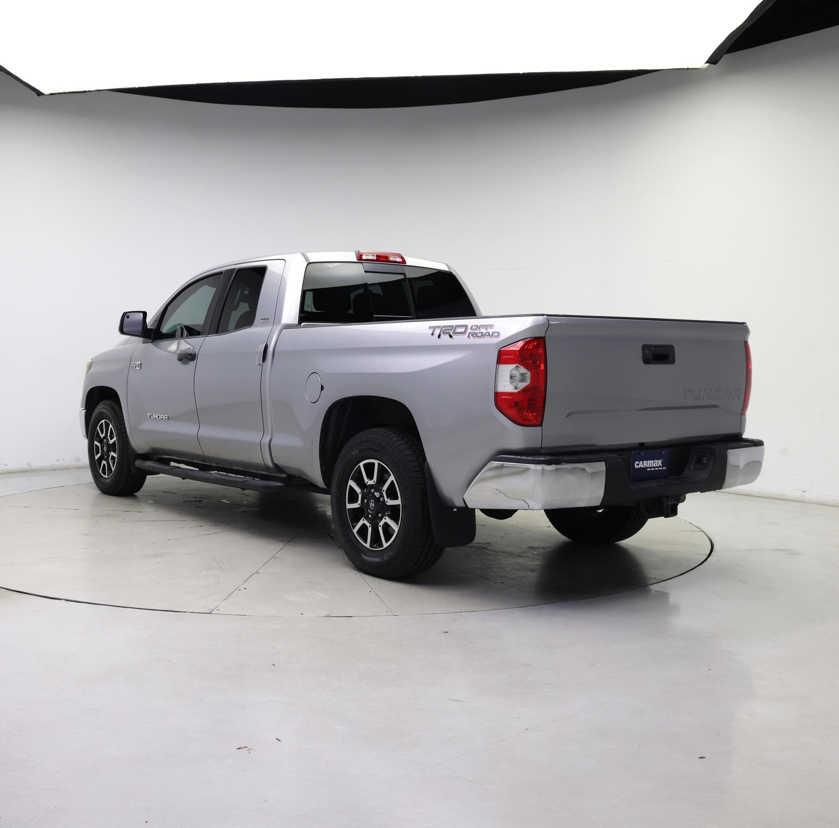 Thumbnail: 2018 Toyota Tundra - 2