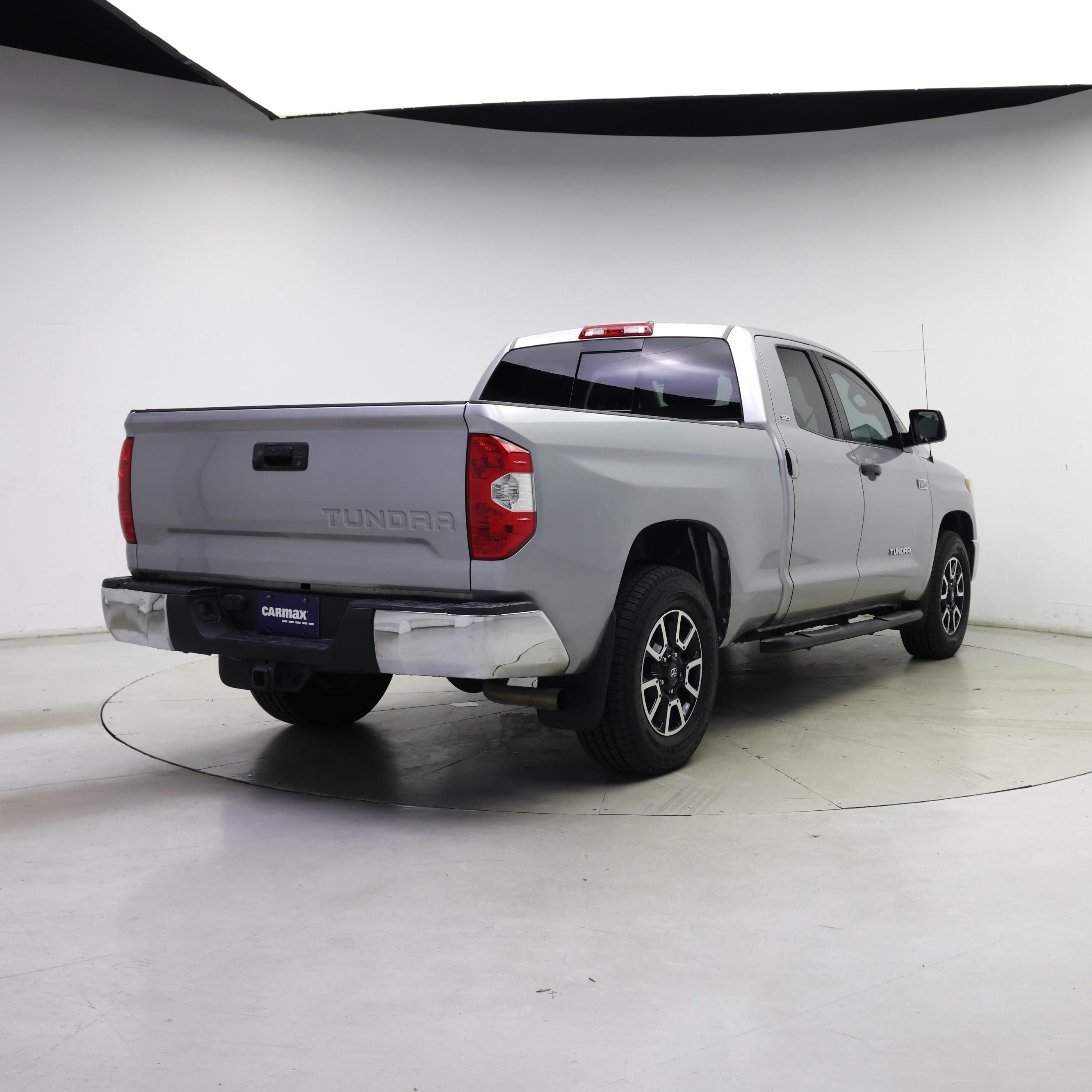 Thumbnail: 2018 Toyota Tundra - 8
