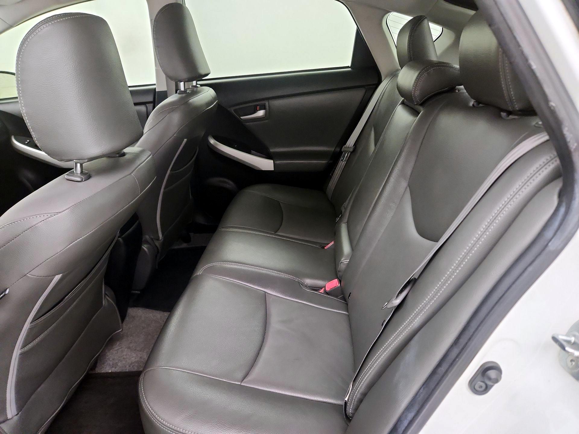 Thumbnail: 2015 Toyota Prius - 19