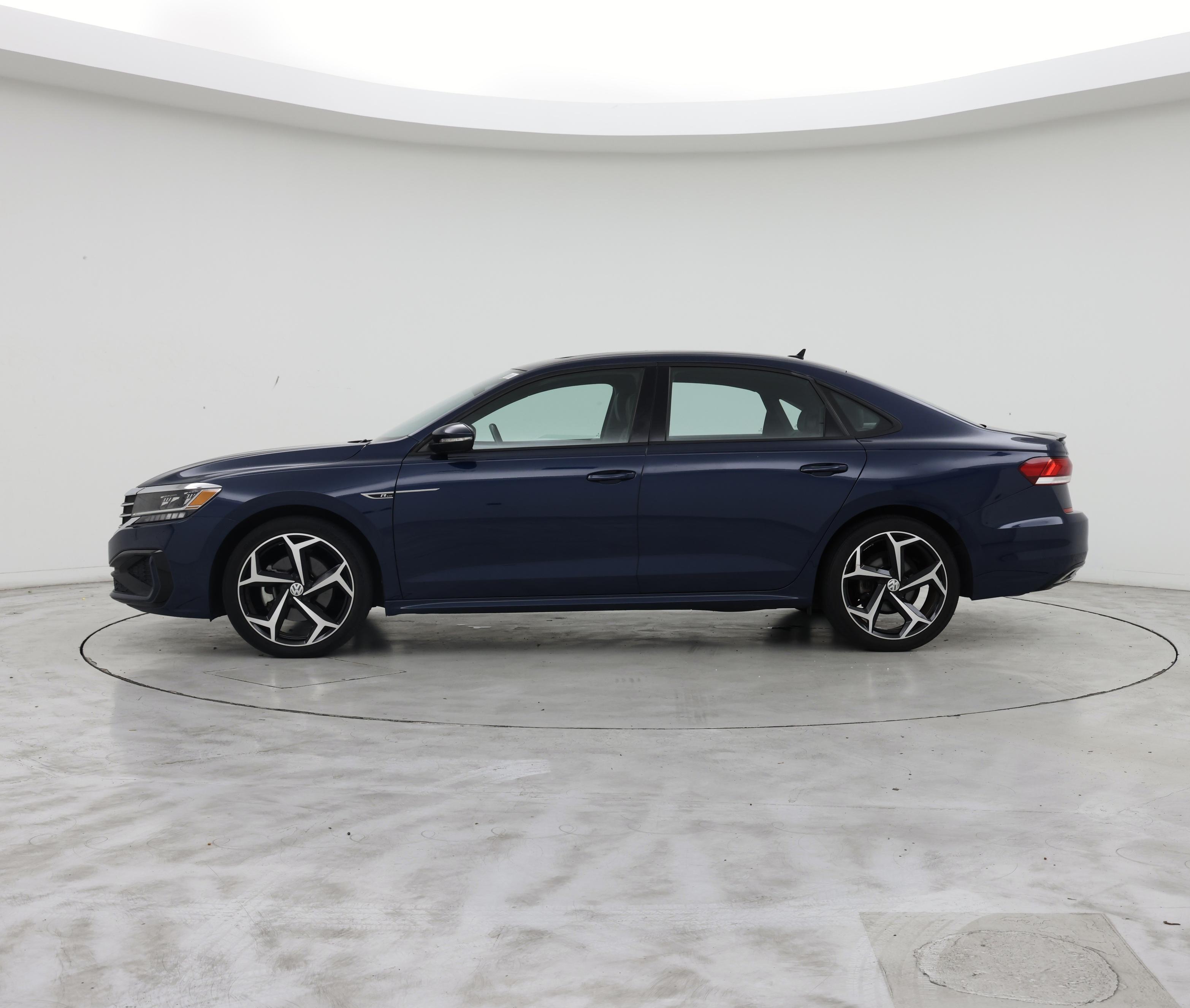 Thumbnail: 2022 Volkswagen Passat - 3