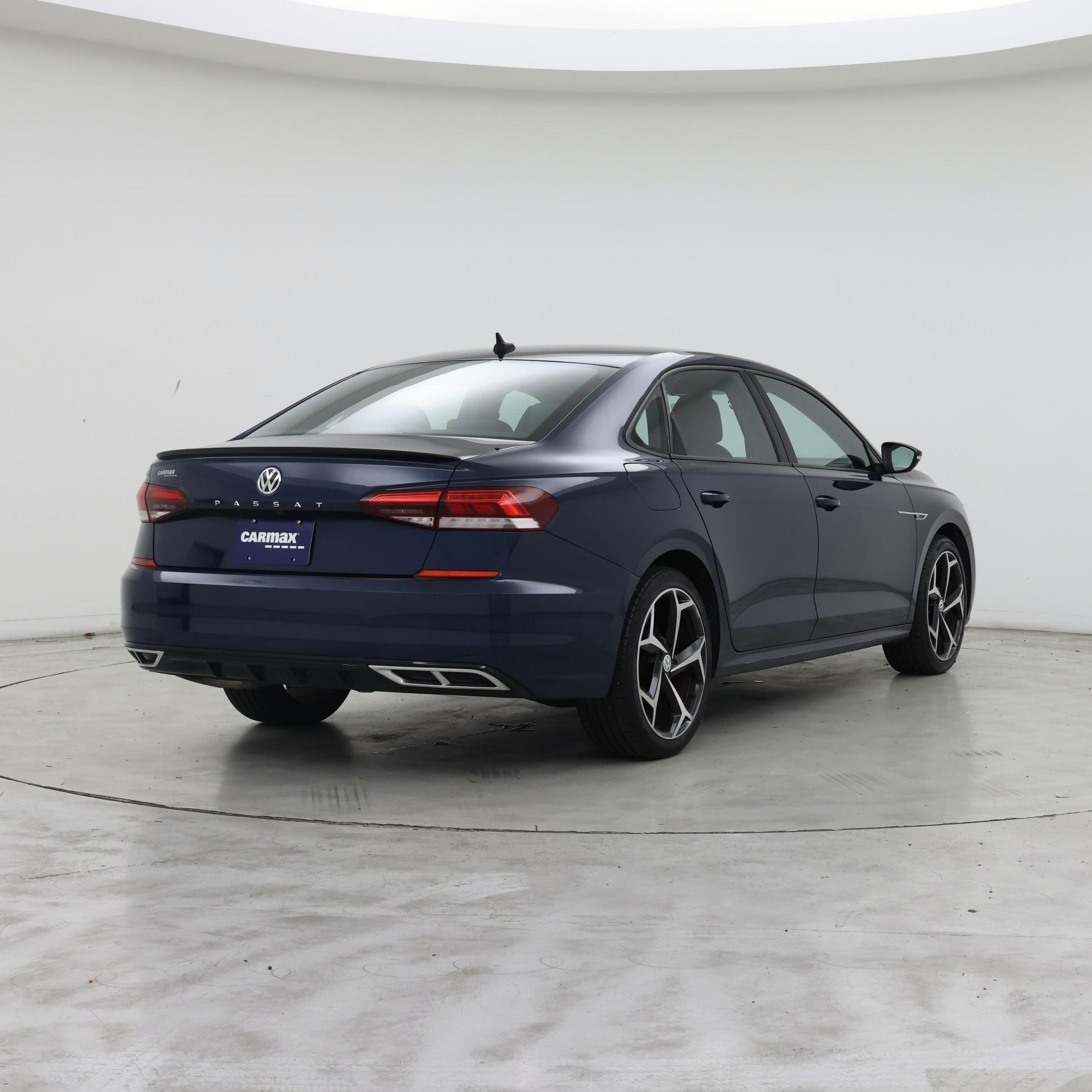 Thumbnail: 2022 Volkswagen Passat - 8