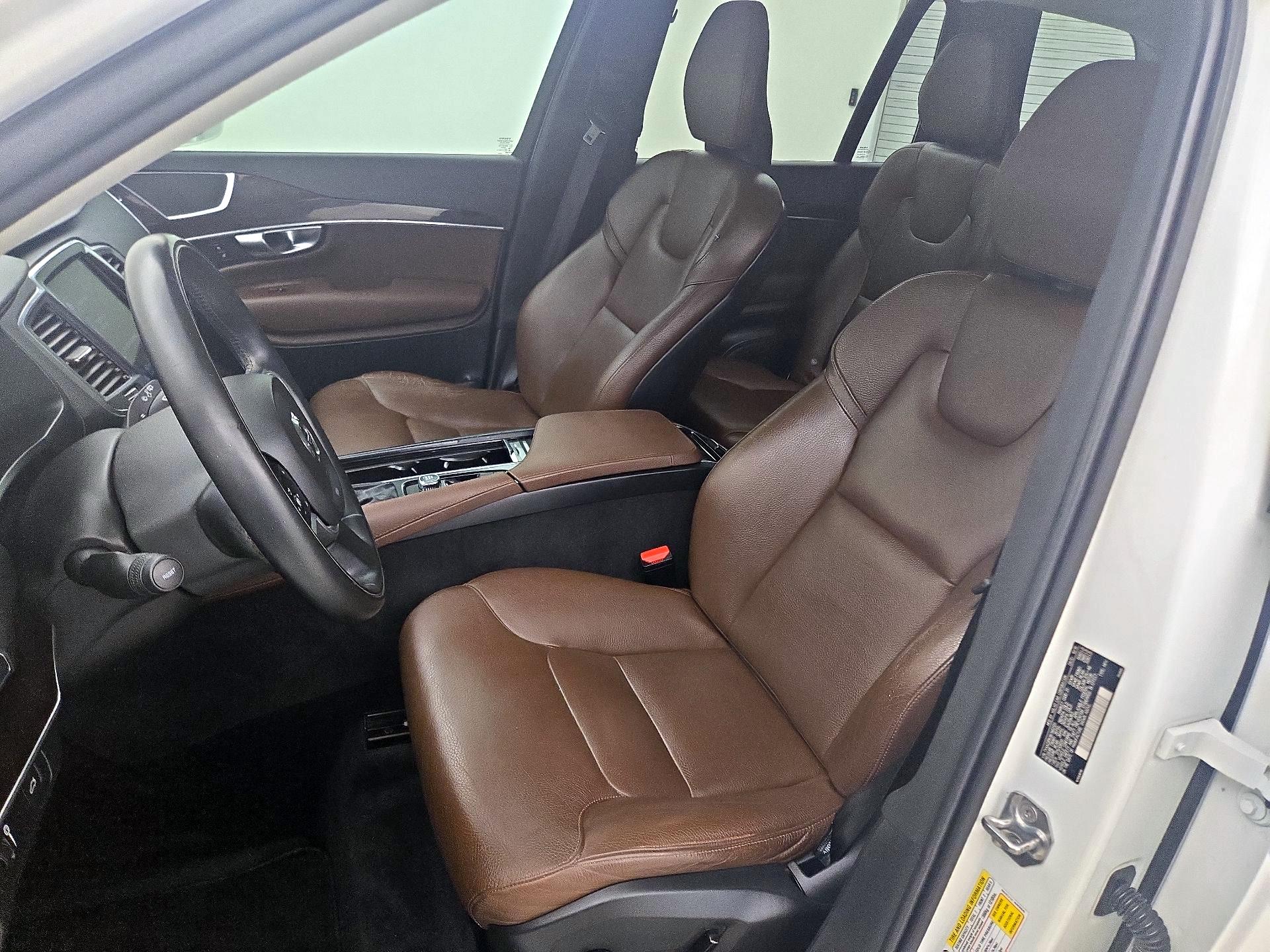 Thumbnail: 2019 Volvo XC90 - 11