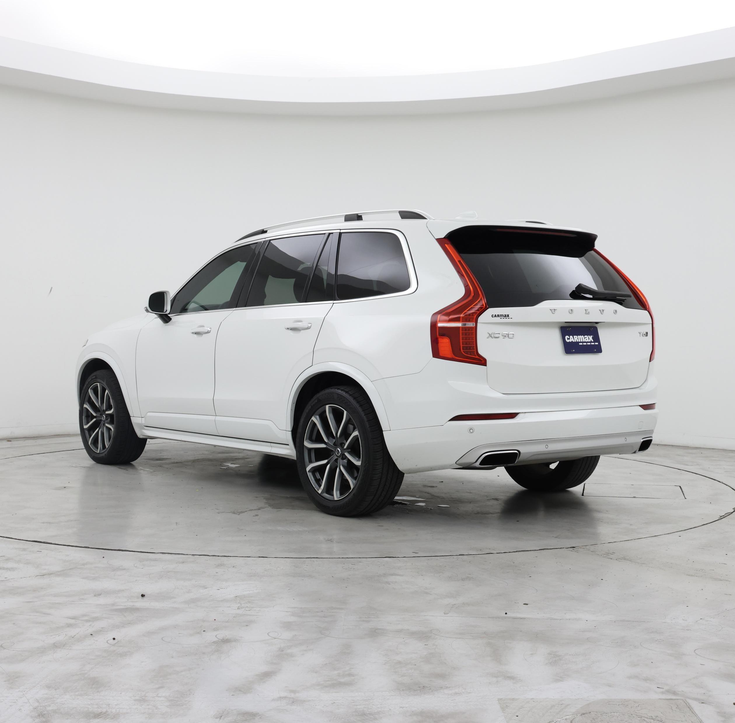 Thumbnail: 2019 Volvo XC90 - 2