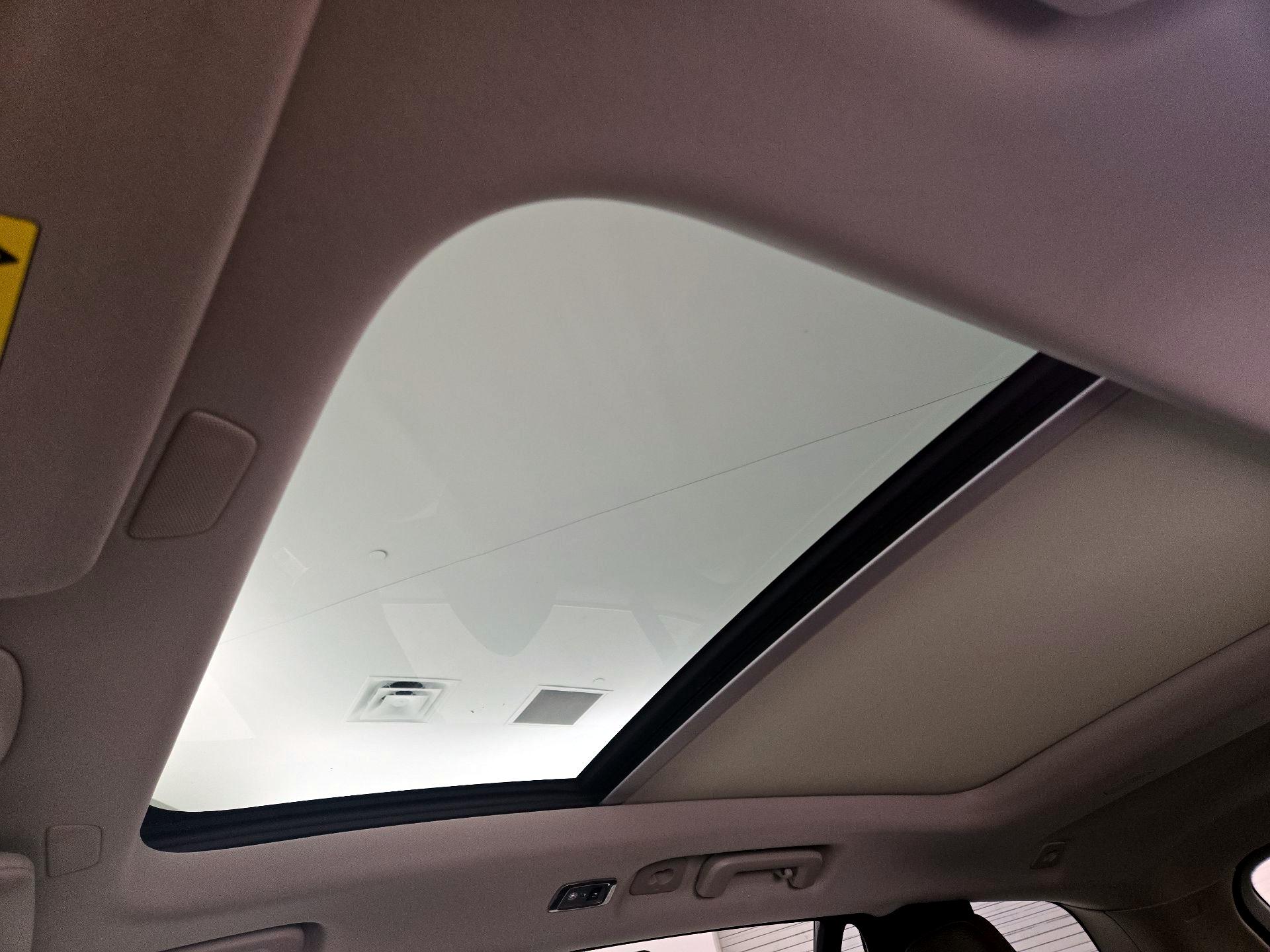 Thumbnail: 2019 Volvo XC90 - 19