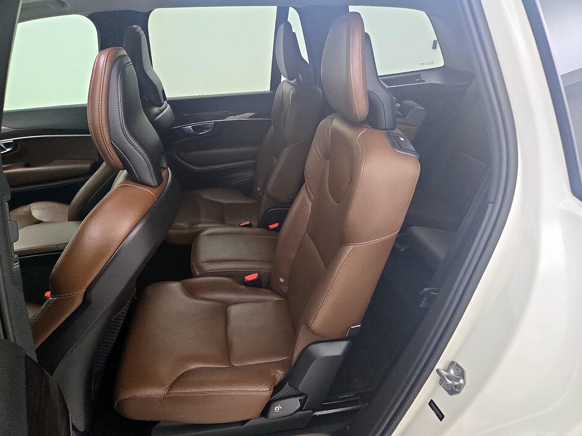 Thumbnail: 2019 Volvo XC90 - 20