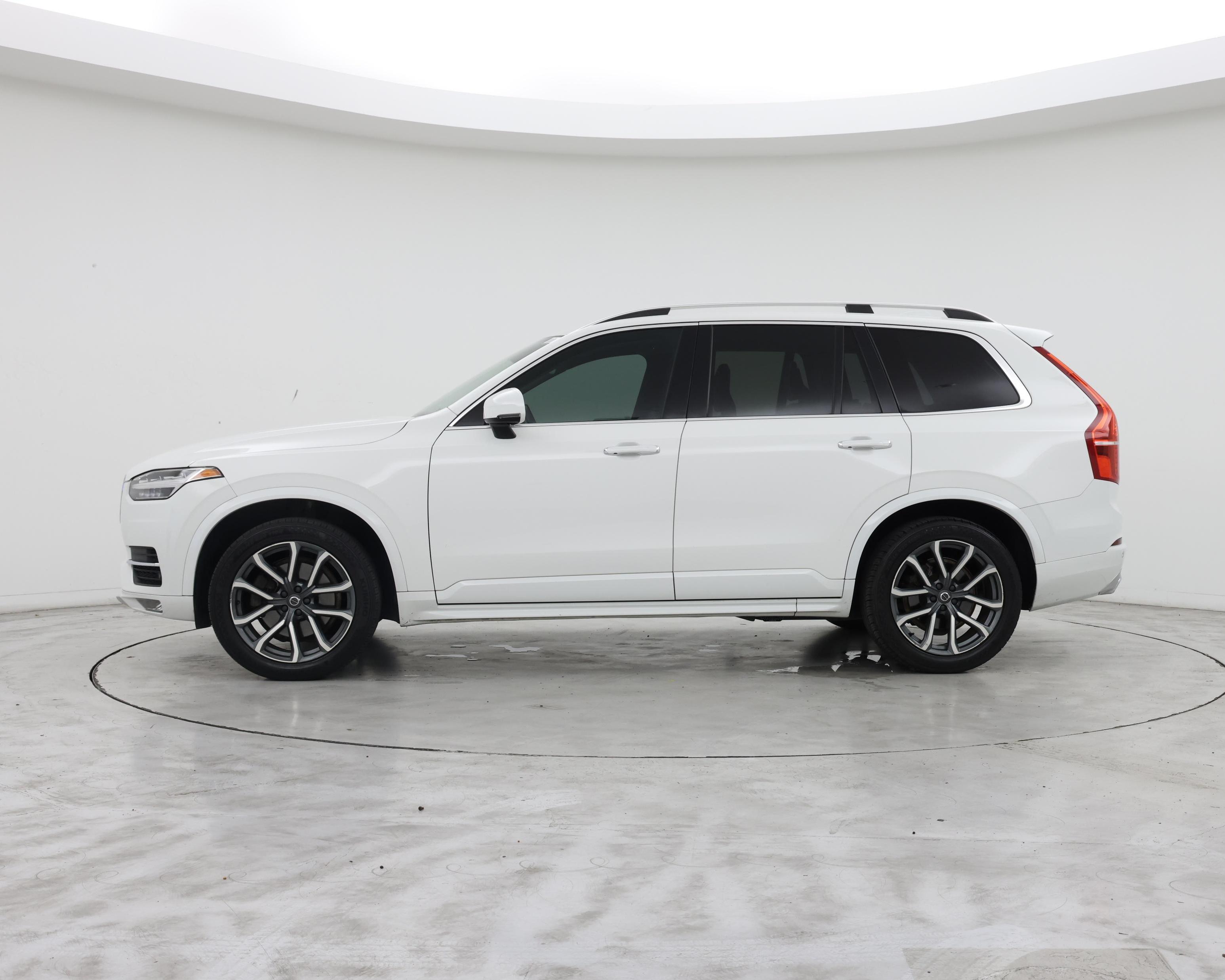 Thumbnail: 2019 Volvo XC90 - 3