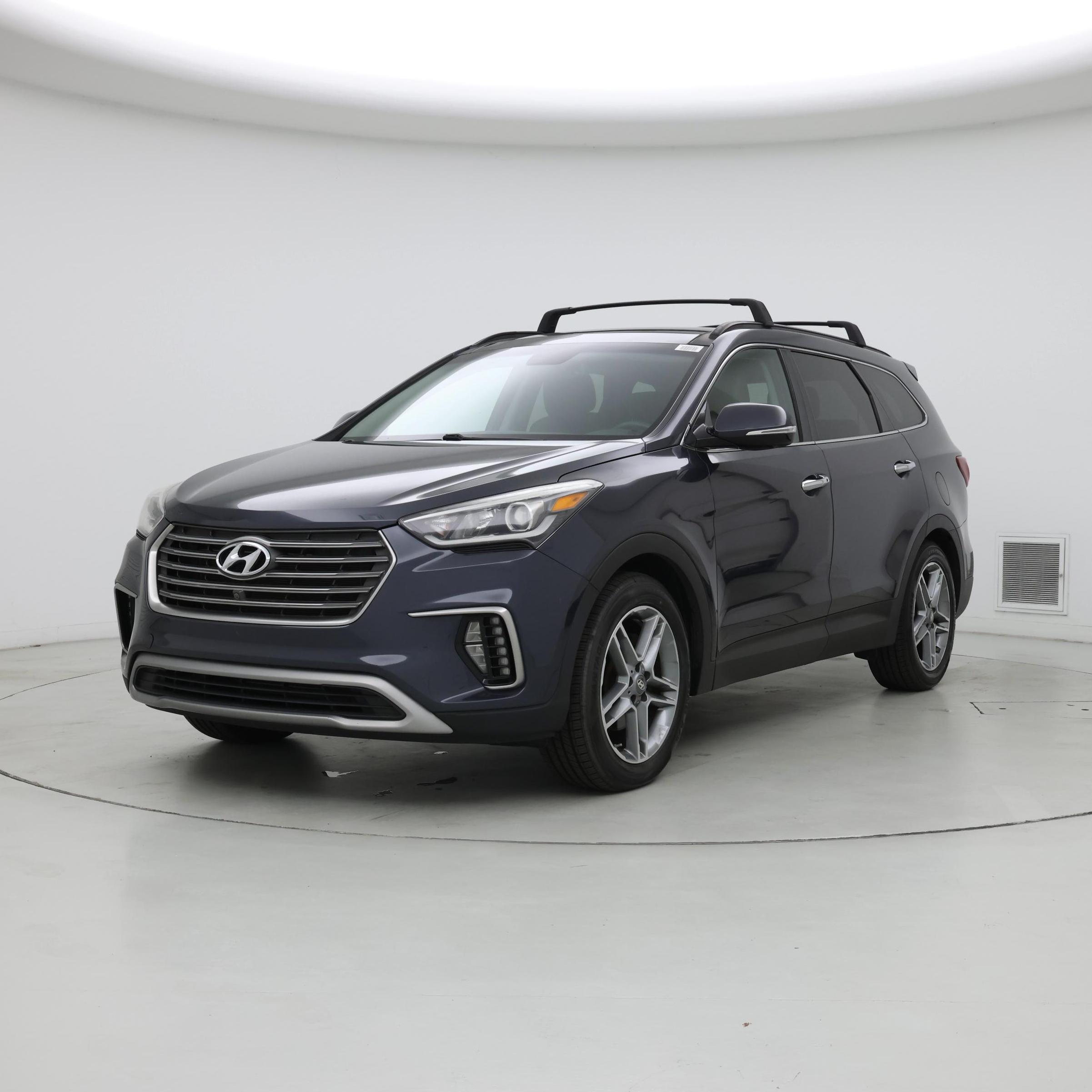 Thumbnail: 2017 Hyundai Santa Fe - 4