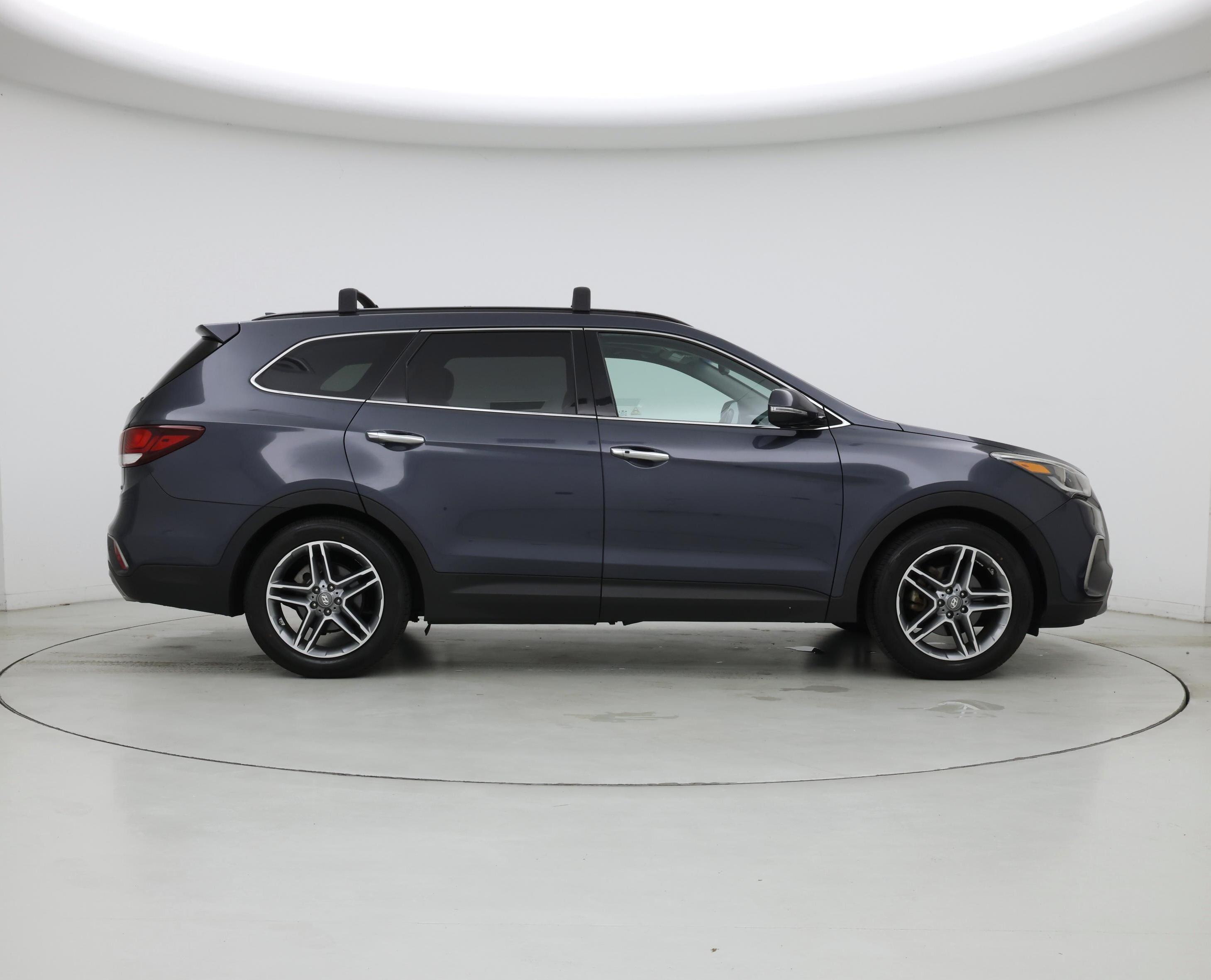 Thumbnail: 2017 Hyundai Santa Fe - 7
