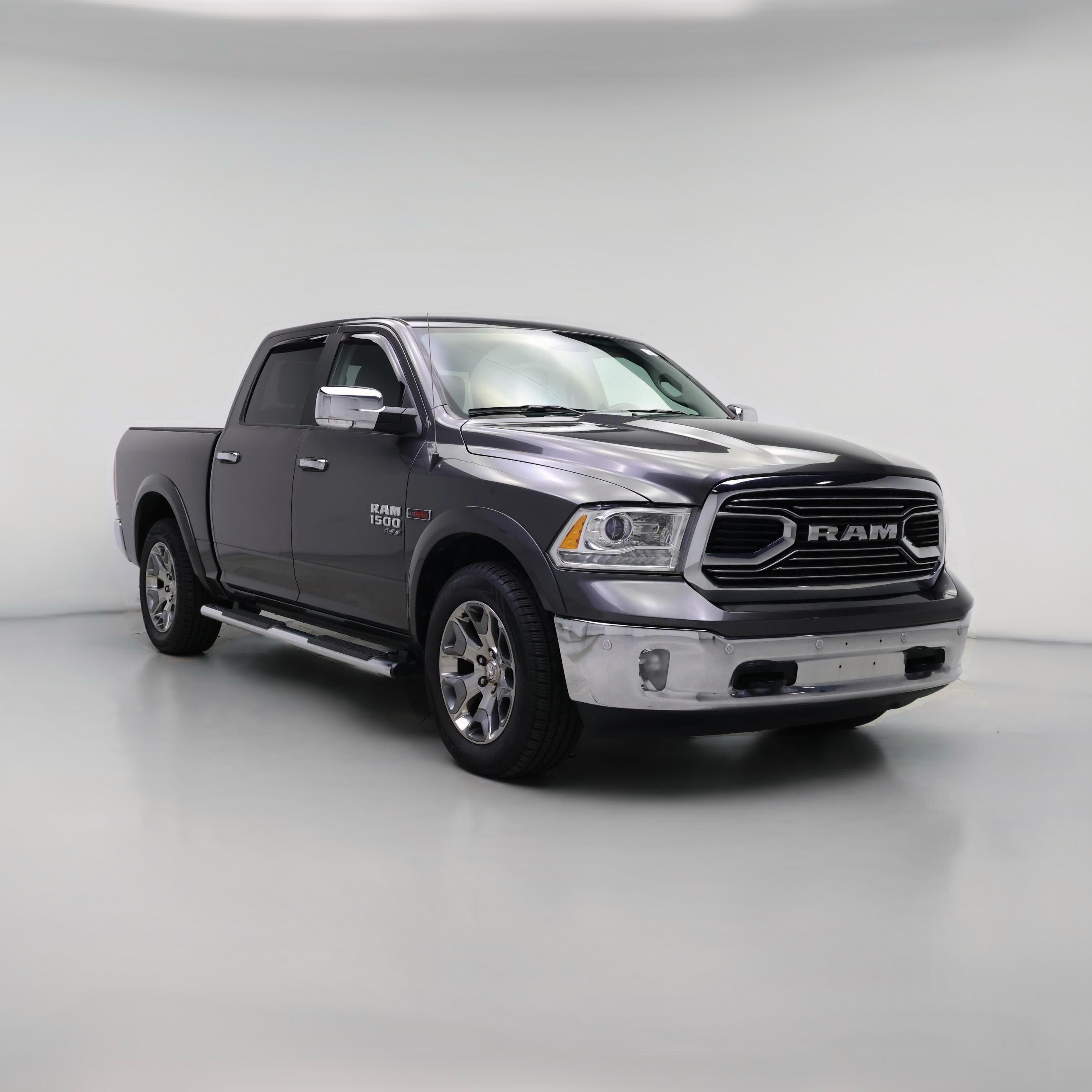Thumbnail: 2019 RAM 1500 Classic - 1