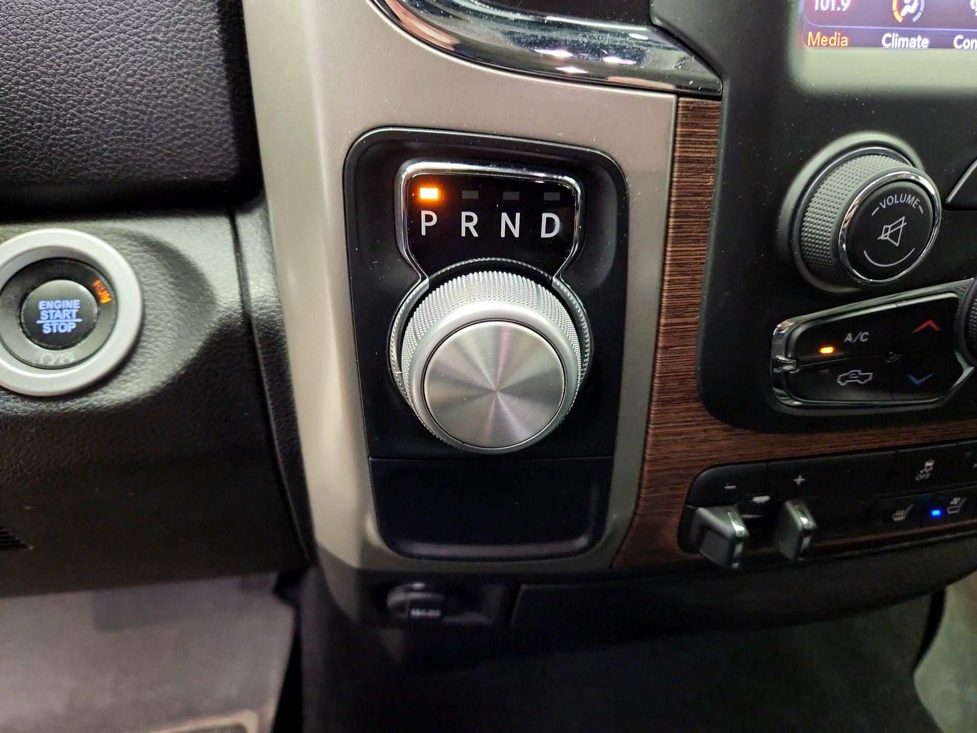 Thumbnail: 2019 RAM 1500 Classic - 18