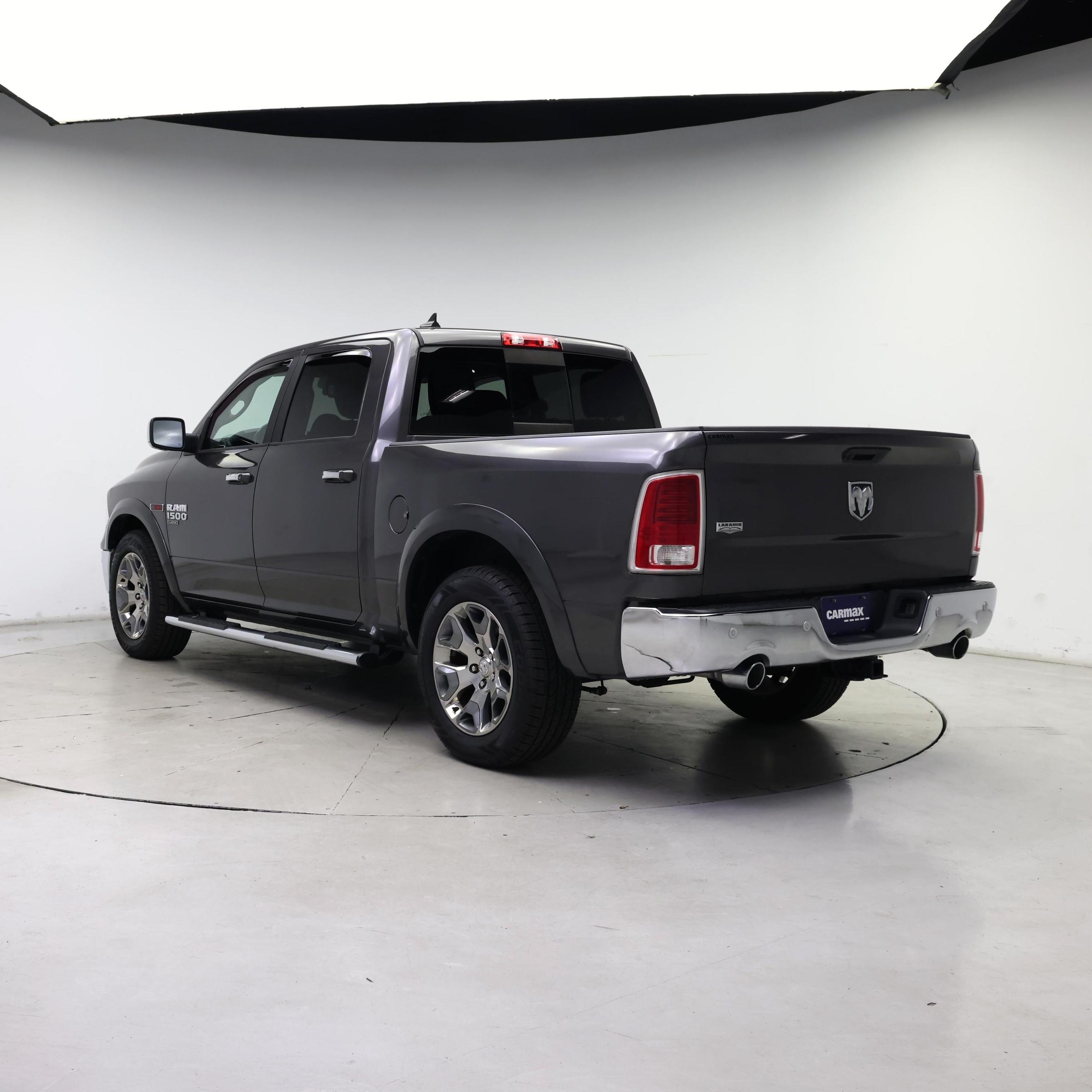 Thumbnail: 2019 RAM 1500 Classic - 2