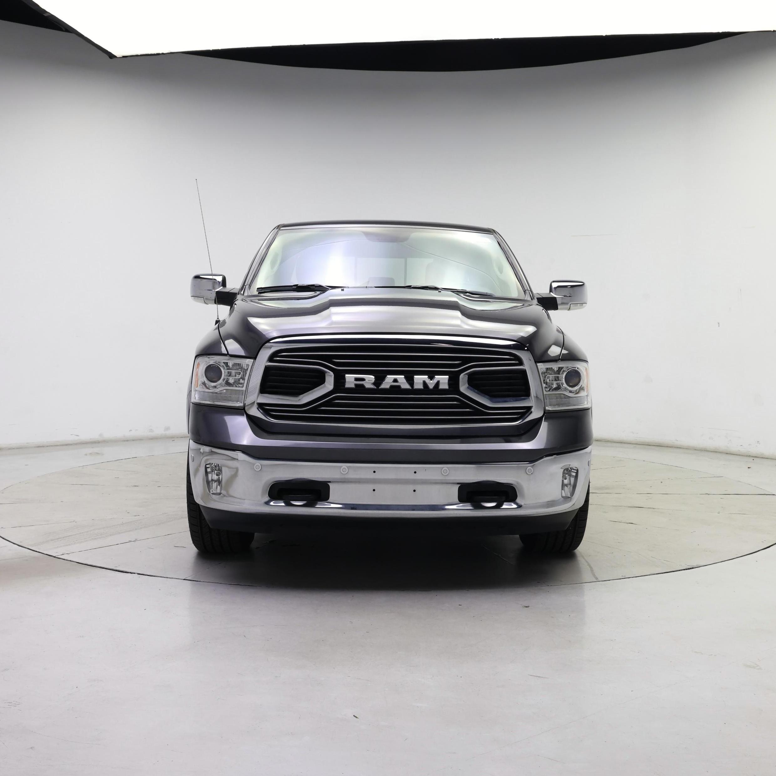 Thumbnail: 2019 RAM 1500 Classic - 5