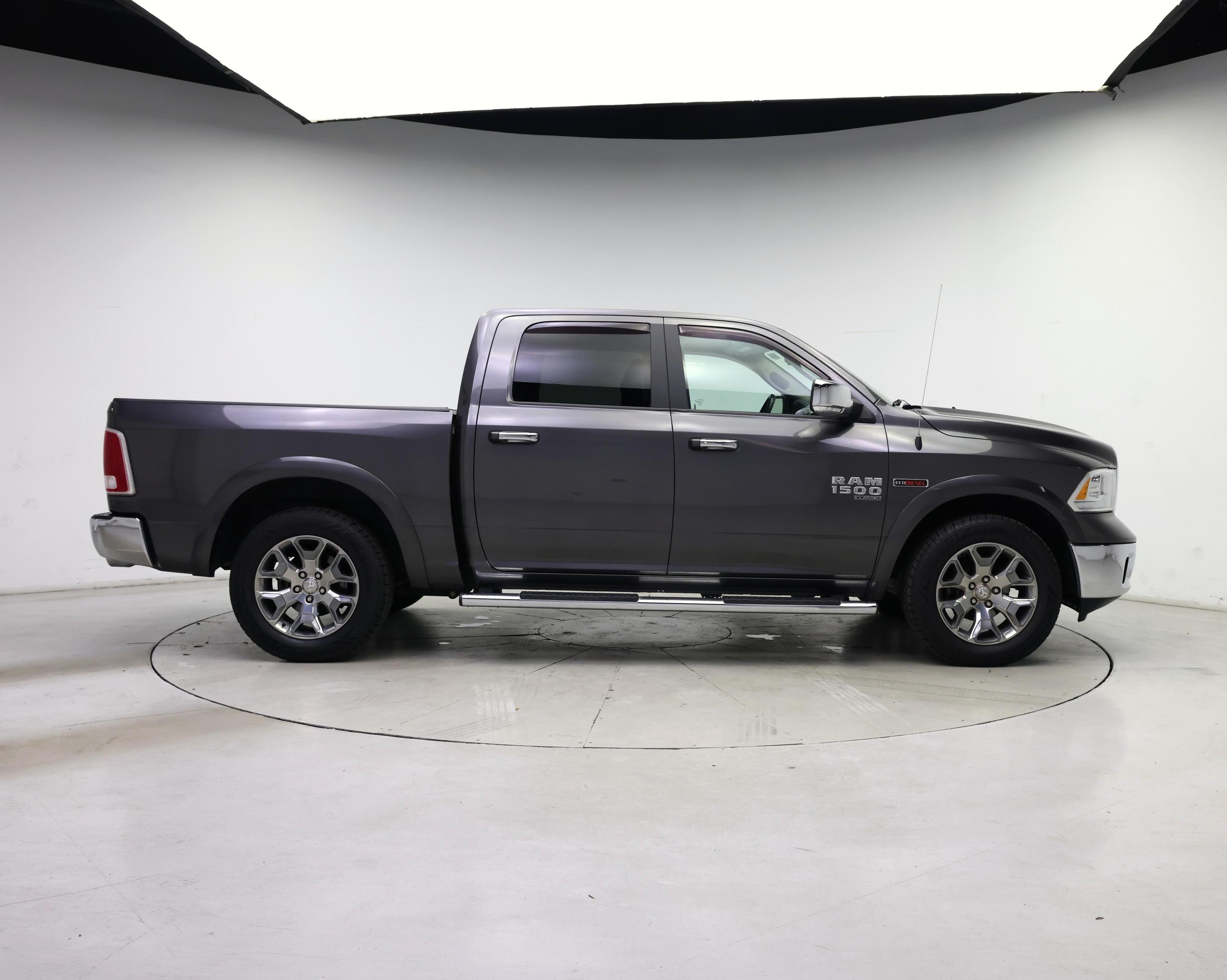 Thumbnail: 2019 RAM 1500 Classic - 7