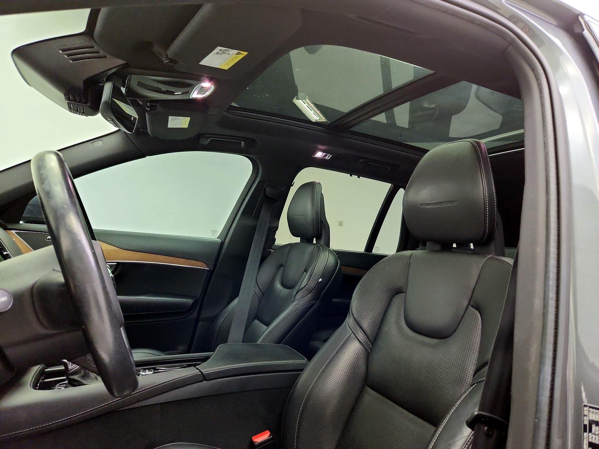 Thumbnail: 2016 Volvo XC90 - 20