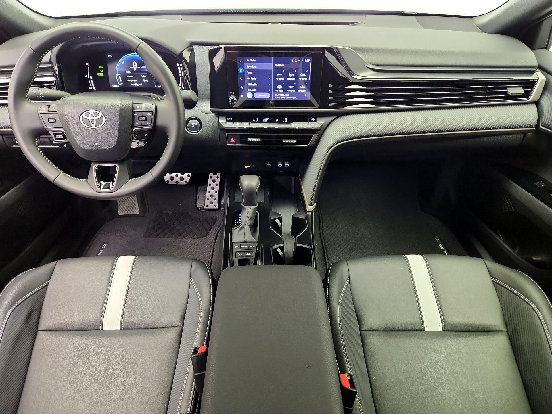 Thumbnail: 2025 Toyota Camry - 9