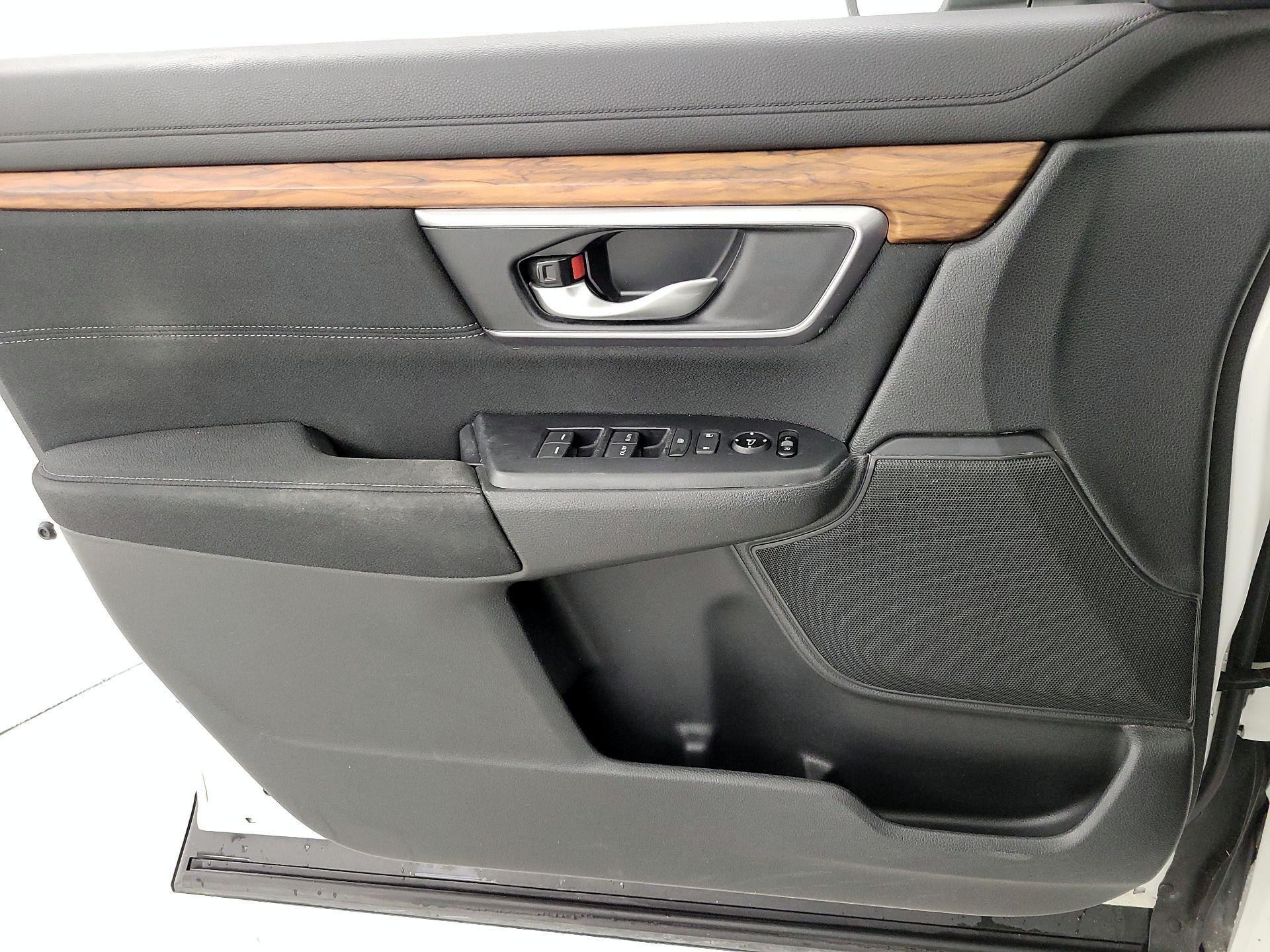 Thumbnail: 2017 Honda CR-V - 12