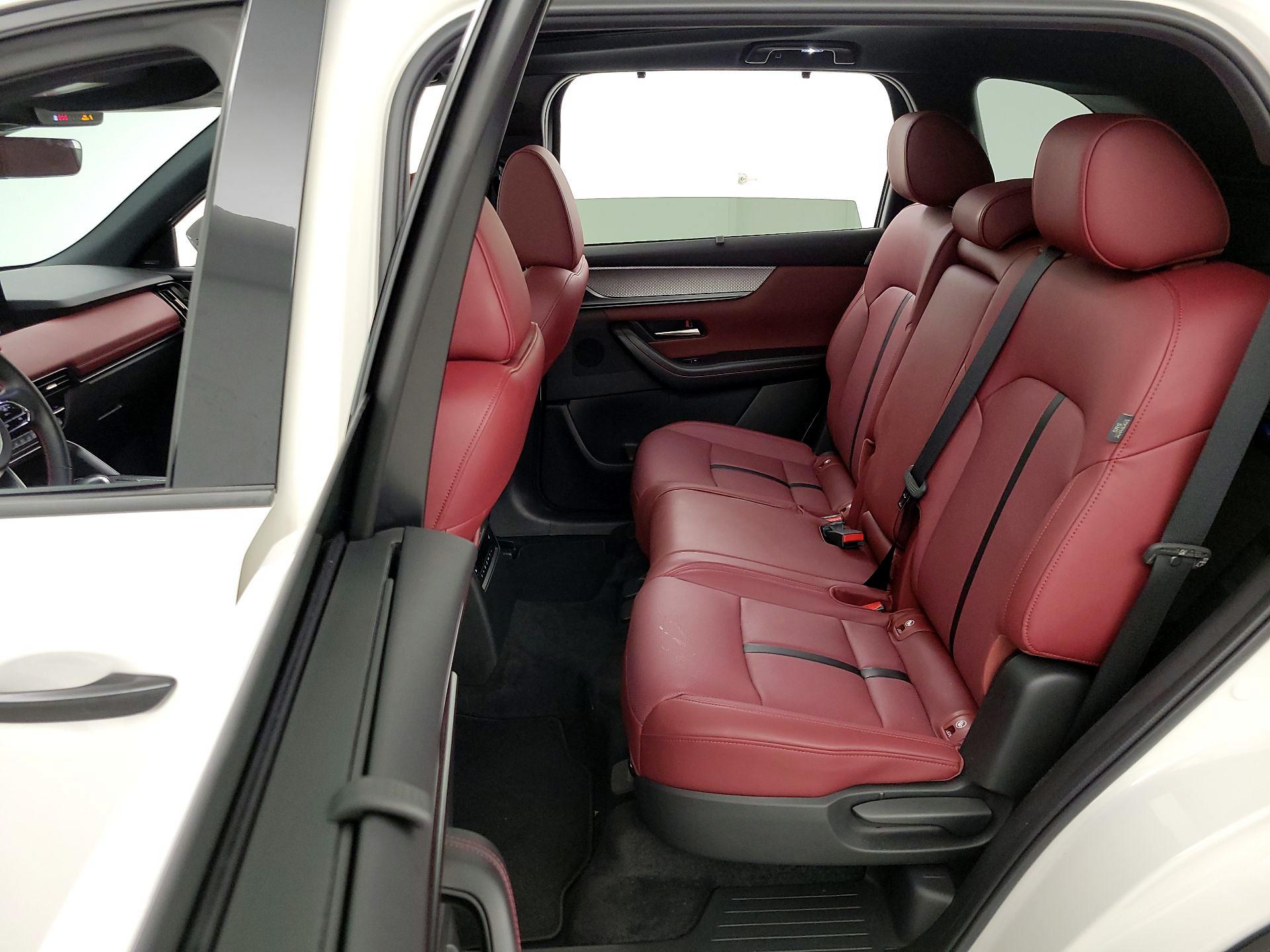 Thumbnail: 2025 Mazda CX-70 - 19