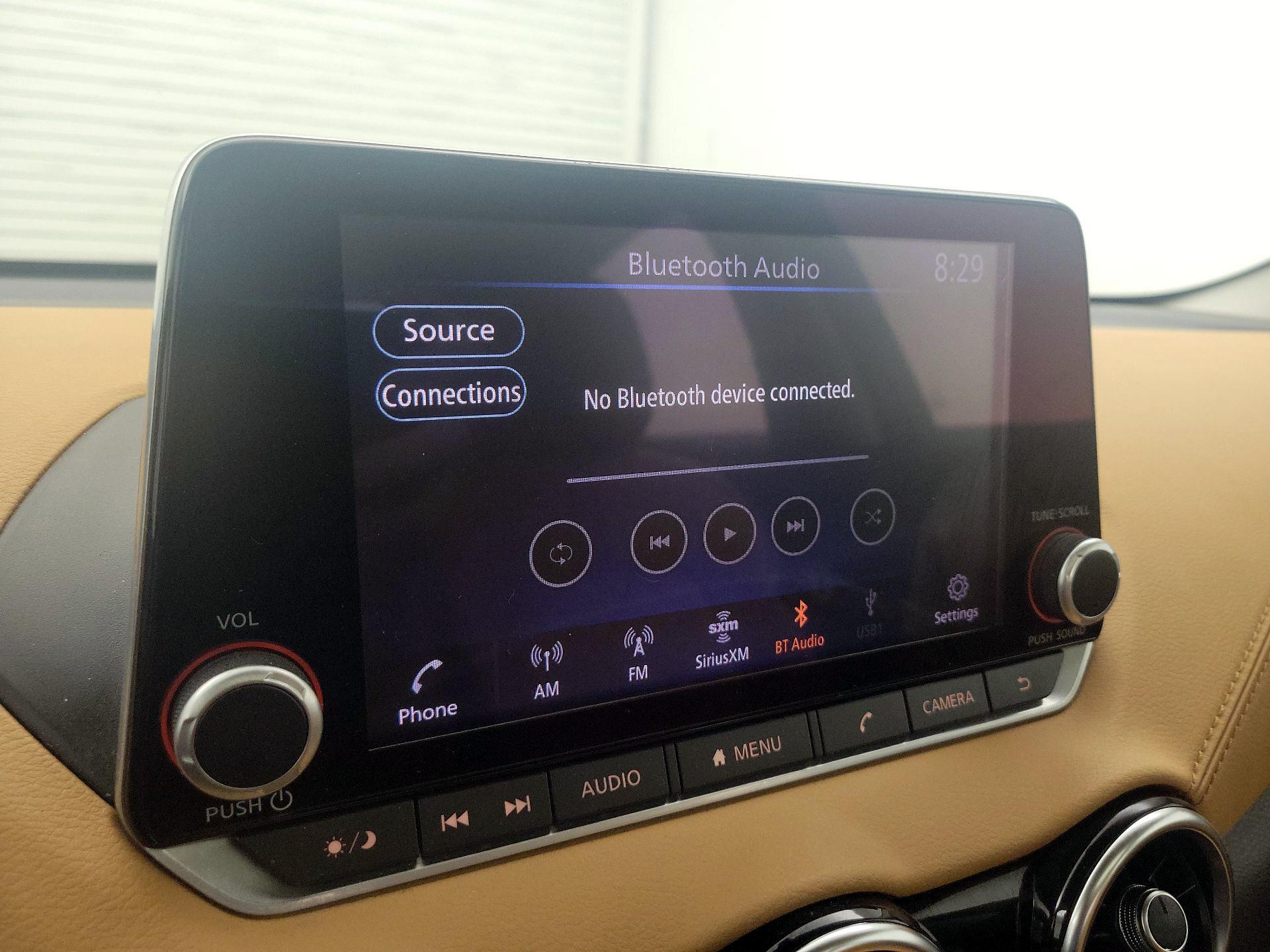 Thumbnail: 2021 Nissan Sentra - 15