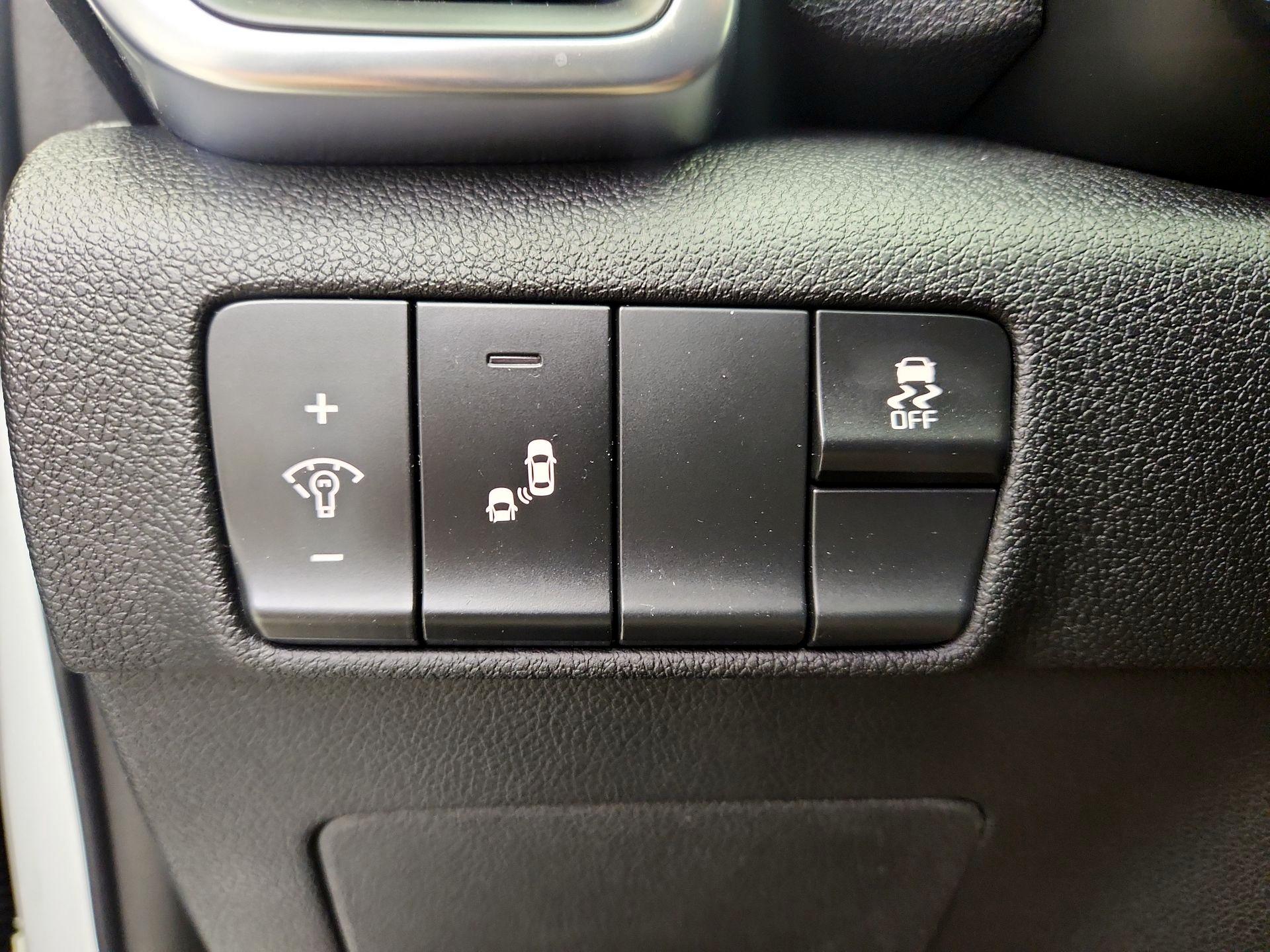 Thumbnail: 2018 Kia Sportage - 13